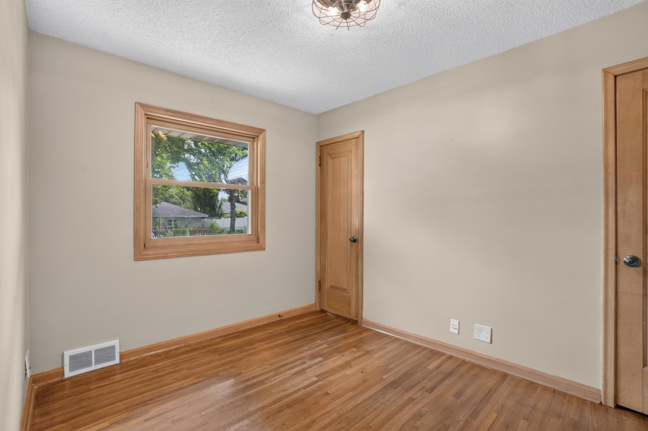 View of Residential at 7327 Columbus Avenue, Richfield MN 55423, Richfield (13 of 22) - Mike Wilen | Minnesota Team Real Estate