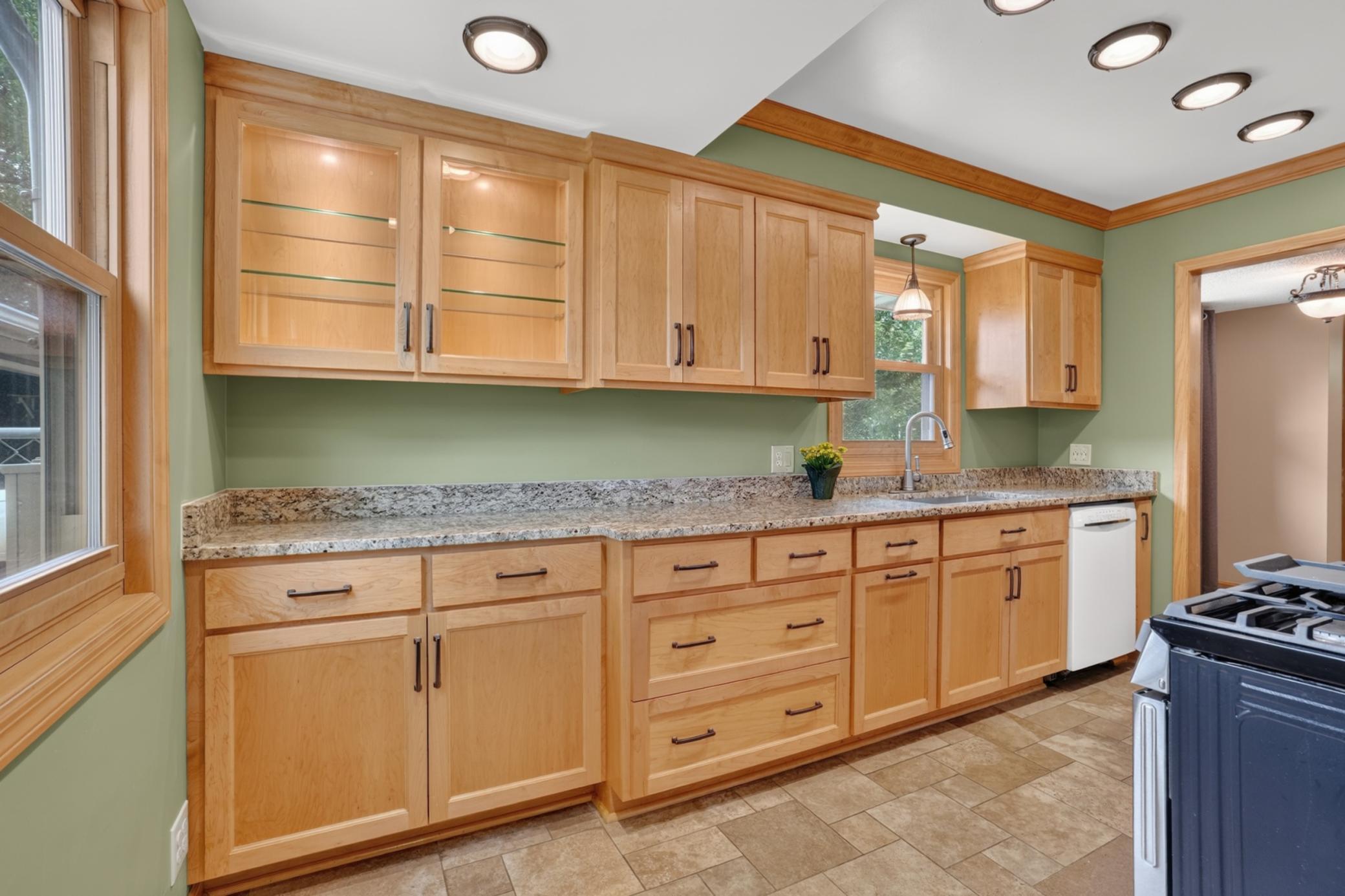 View of Residential at 7327 Columbus Avenue, Richfield MN 55423, Richfield (8 of 22) - Mike Wilen | Minnesota Team Real Estate