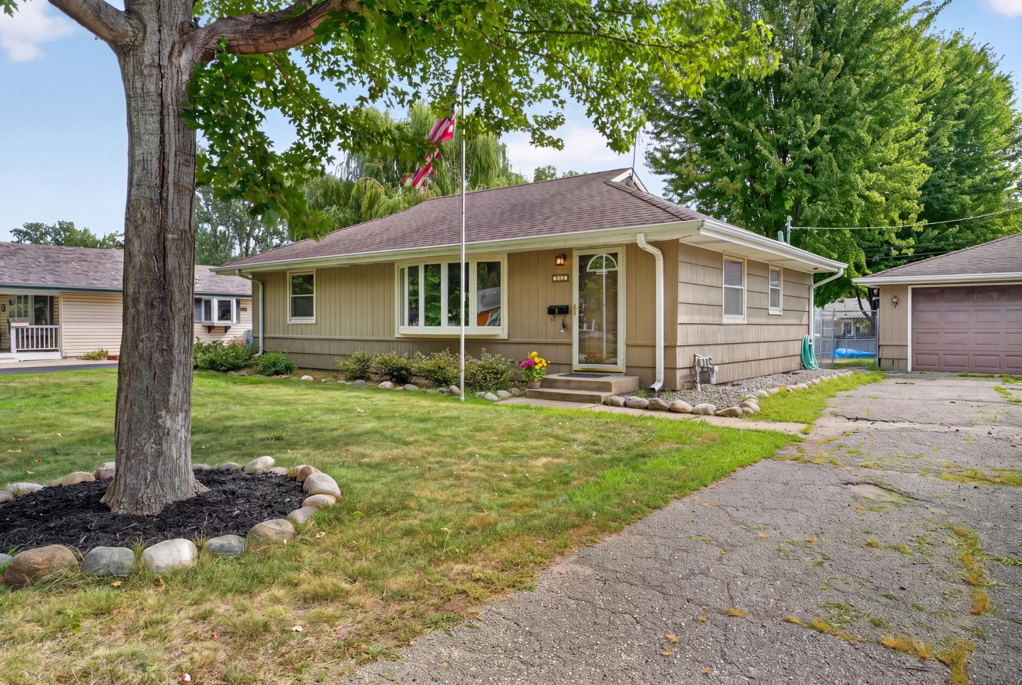 View of Residential at 7327 Columbus Avenue, Richfield MN 55423, Richfield (2 of 22) - Mike Wilen | Minnesota Team Real Estate