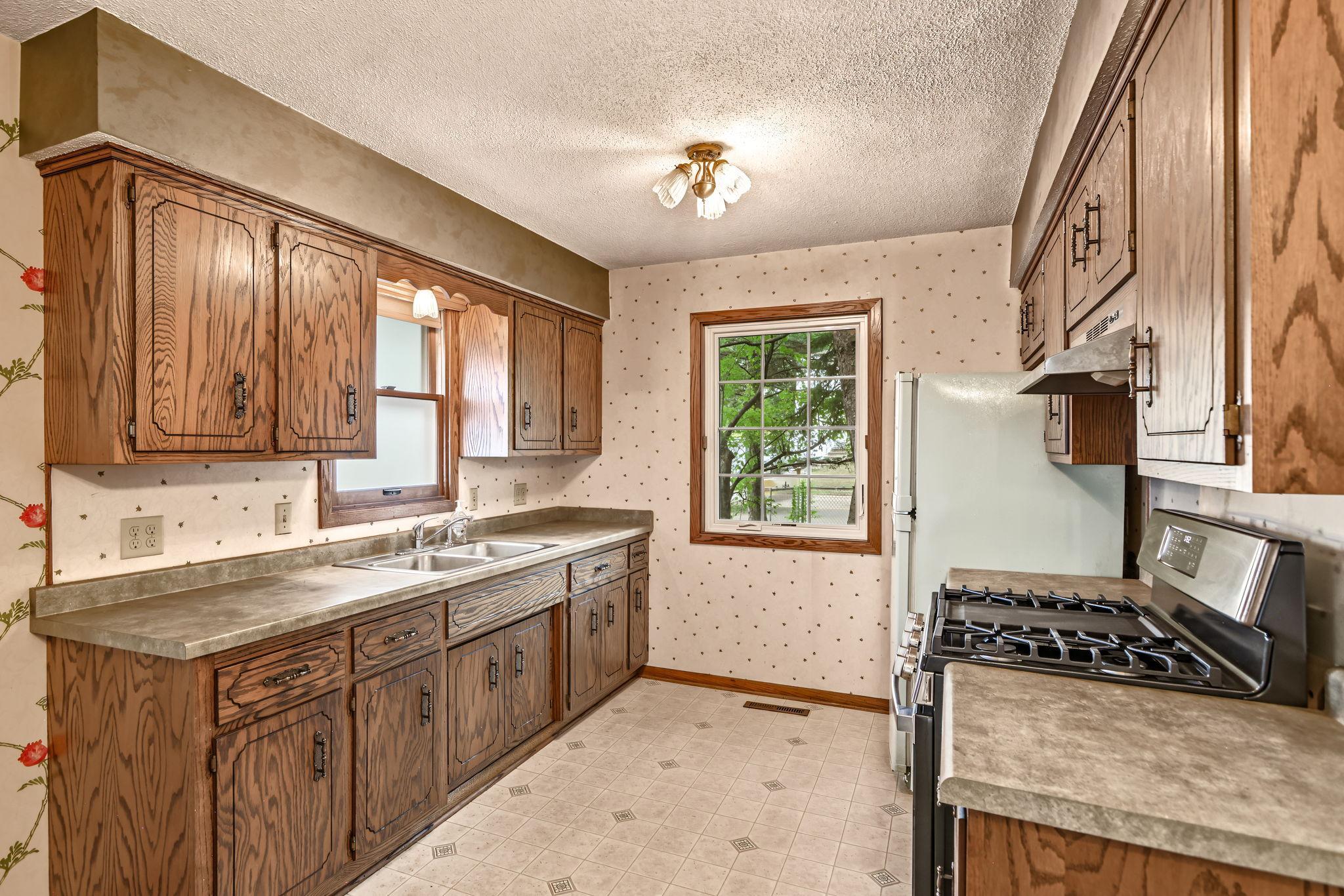View of Residential at 1677 Burns Avenue, Saint Paul MN 55106, Saint Paul (8 of 30) - Mike Wilen | Minnesota Team Real Estate