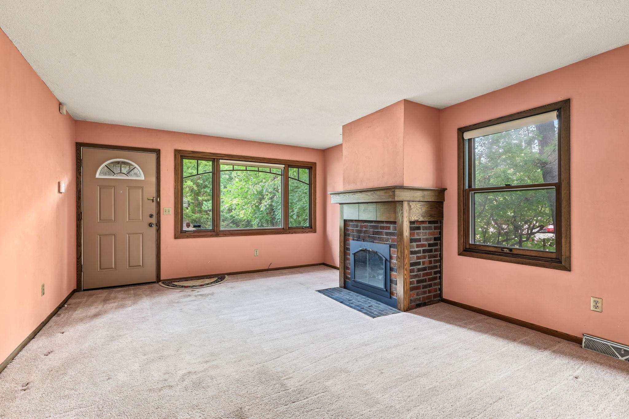 View of Residential at 1677 Burns Avenue, Saint Paul MN 55106, Saint Paul (3 of 30) - Mike Wilen | Minnesota Team Real Estate