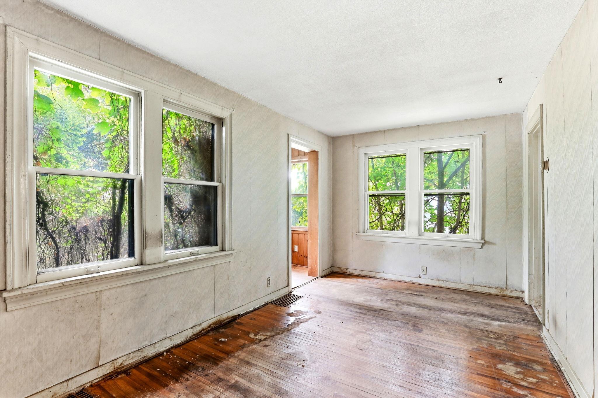 View of Residential at 4039 Upton Avenue, Minneapolis MN 55412, Minneapolis (3 of 17) - Mike Wilen | Minnesota Team Real Estate