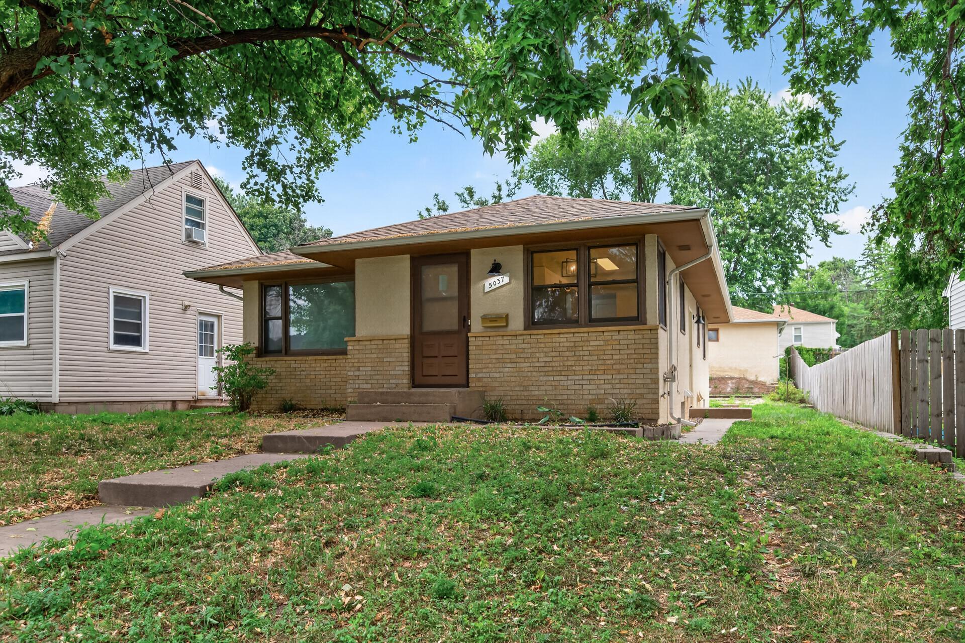 View of Residential at 5037 4th Street, Columbia Heights MN 55421, Columbia Heights (29 of 36) - Mike Wilen | Minnesota Team Real Estate