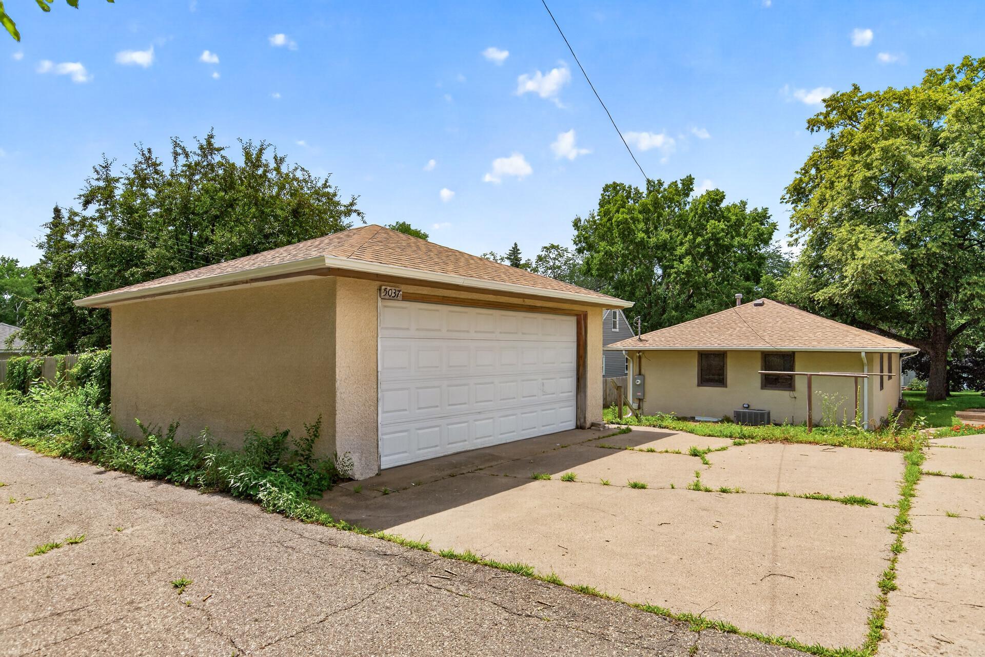 View of Residential at 5037 4th Street, Columbia Heights MN 55421, Columbia Heights (32 of 36) - Mike Wilen | Minnesota Team Real Estate