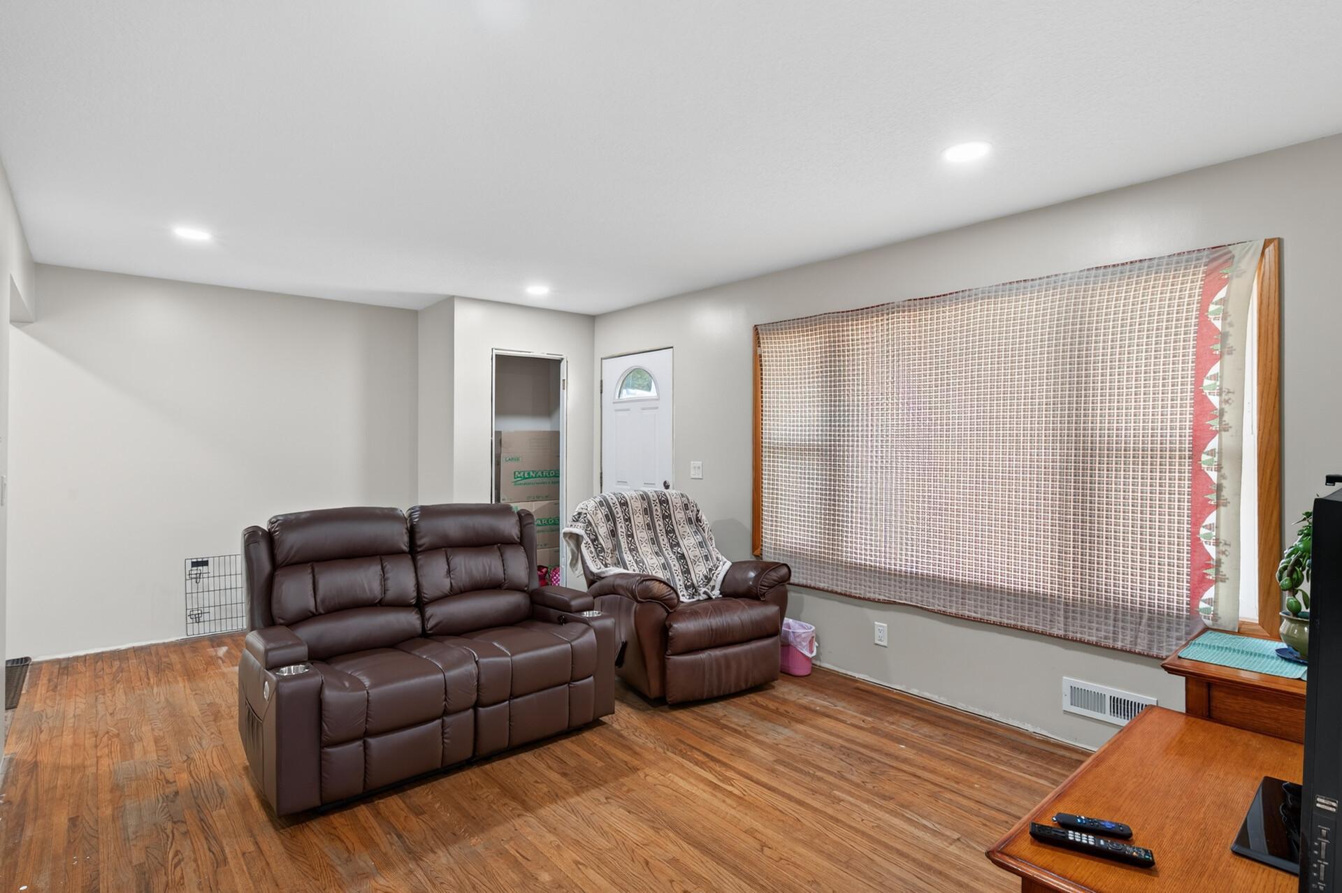 View of Residential at 8631 Imperial Avenue, Cottage Grove MN 55016, Cottage Grove (8 of 31) - Mike Wilen | Minnesota Team Real Estate