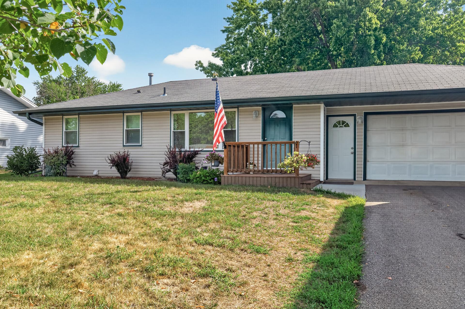 View of Residential at 8631 Imperial Avenue, Cottage Grove MN 55016, Cottage Grove (22 of 31) - Mike Wilen | Minnesota Team Real Estate