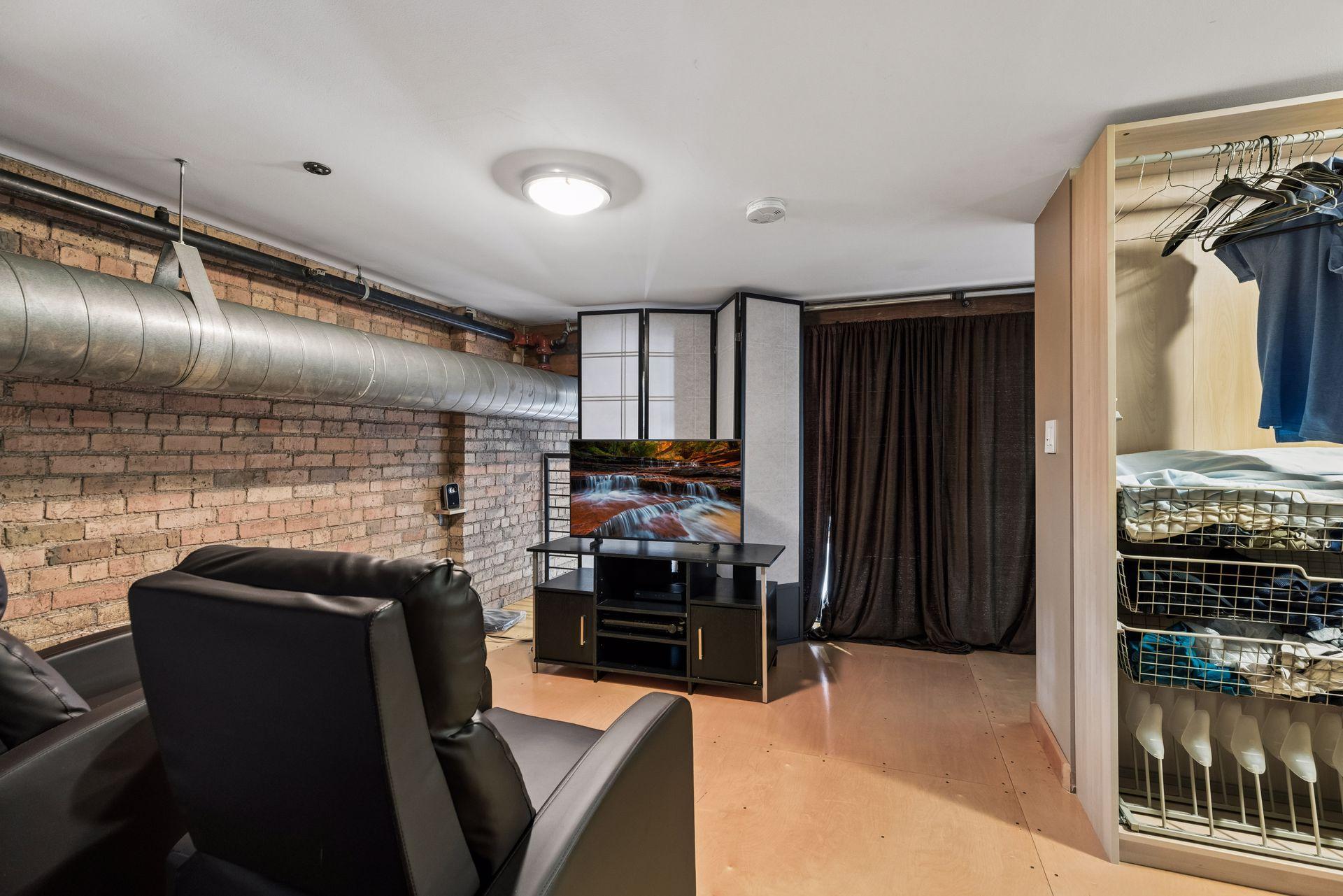 View of Residential at 801 Washington Avenue #321, Minneapolis MN 55401, Minneapolis (20 of 41) - Mike Wilen | Minnesota Team Real Estate