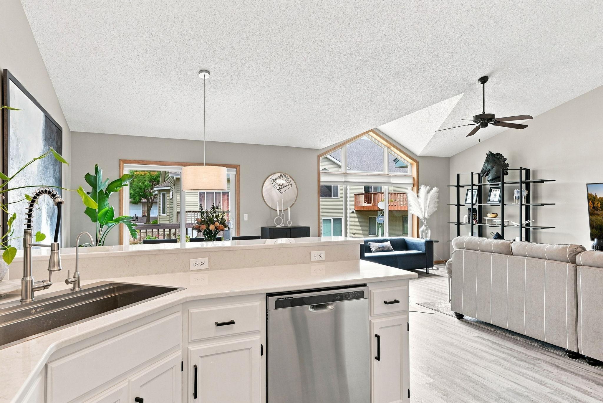 View of Residential at 7606 Red Fox Trail, Greenfield MN 55373, Greenfield (17 of 58) - Mike Wilen | Minnesota Team Real Estate