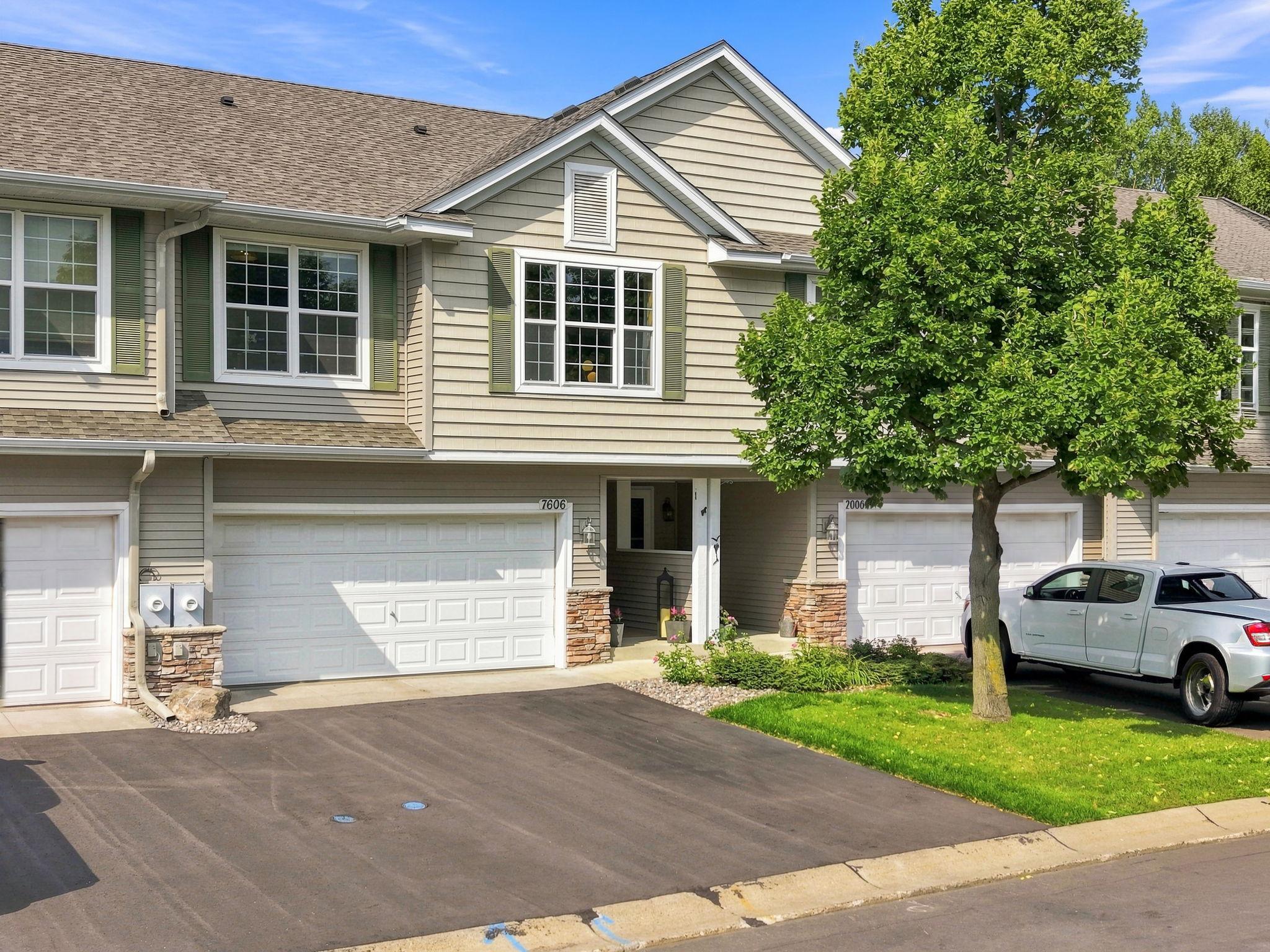 View of Residential at 7606 Red Fox Trail, Greenfield MN 55373, Greenfield (43 of 58) - Mike Wilen | Minnesota Team Real Estate