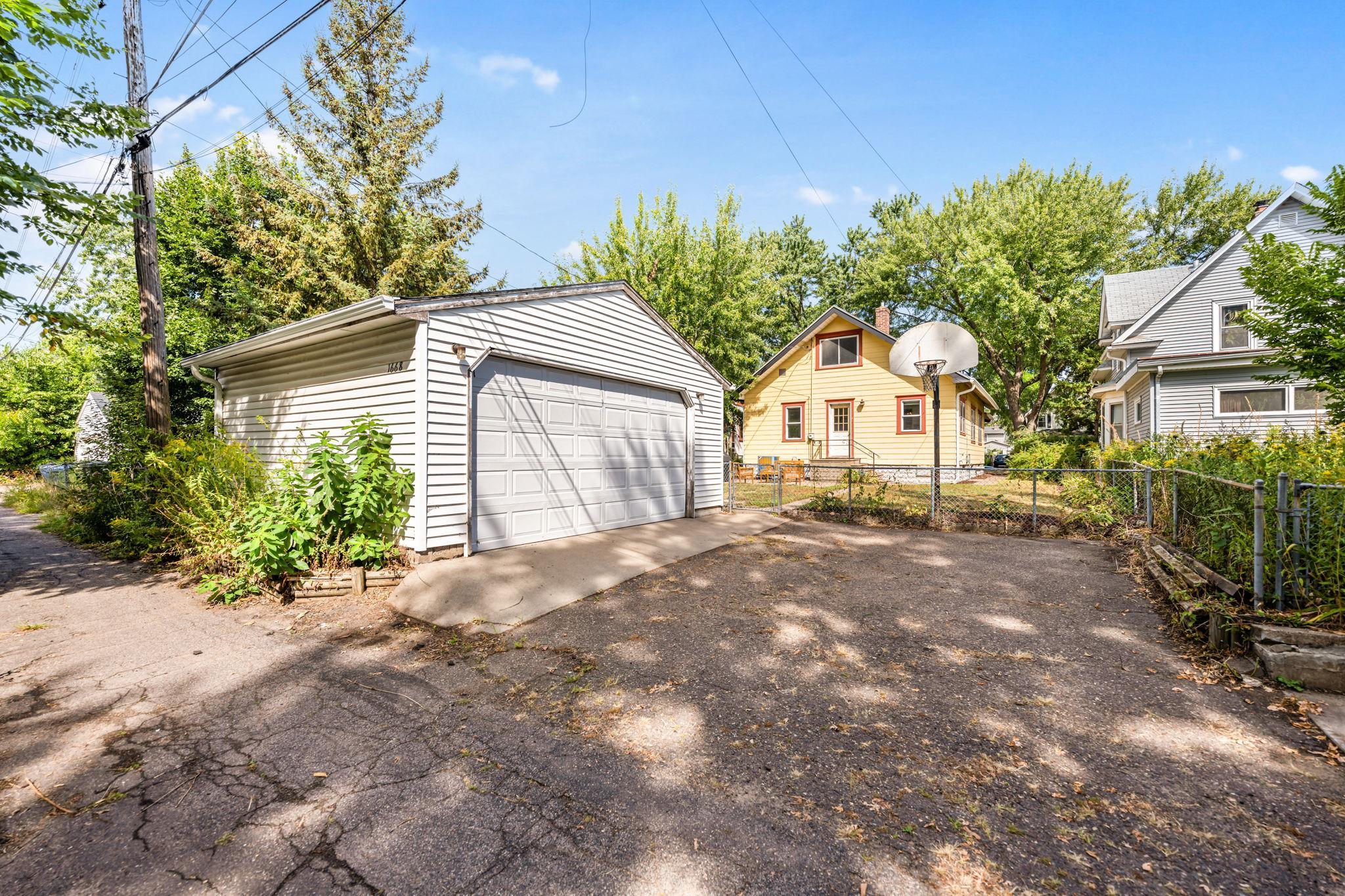 View of Residential at 1668 Blair Avenue, Saint Paul MN 55104, Saint Paul (51 of 59) - Mike Wilen | Minnesota Team Real Estate