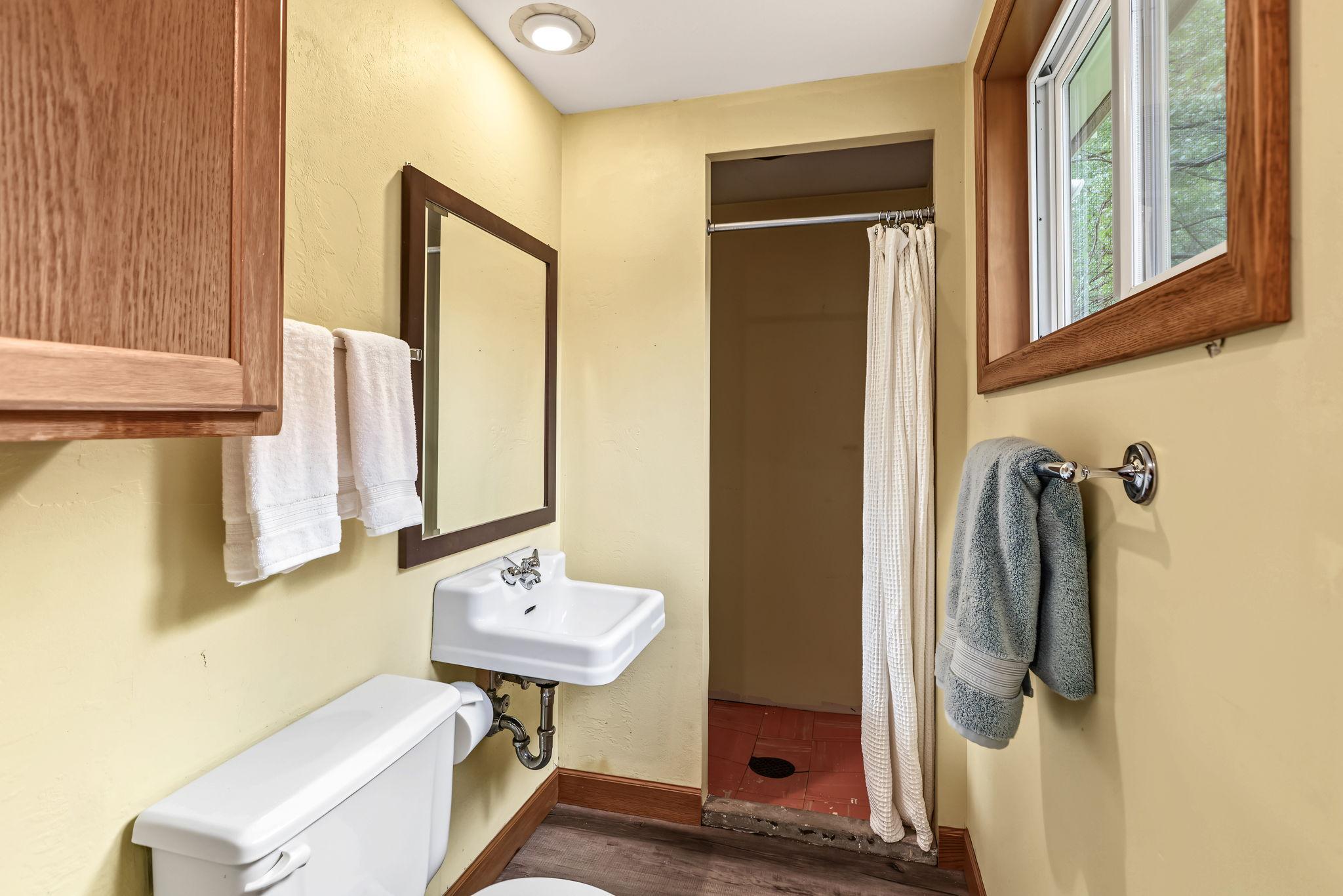 View of Residential at 4717 Glenwood Avenue, Golden Valley MN 55422, Golden Valley (44 of 58) - Mike Wilen | Minnesota Team Real Estate