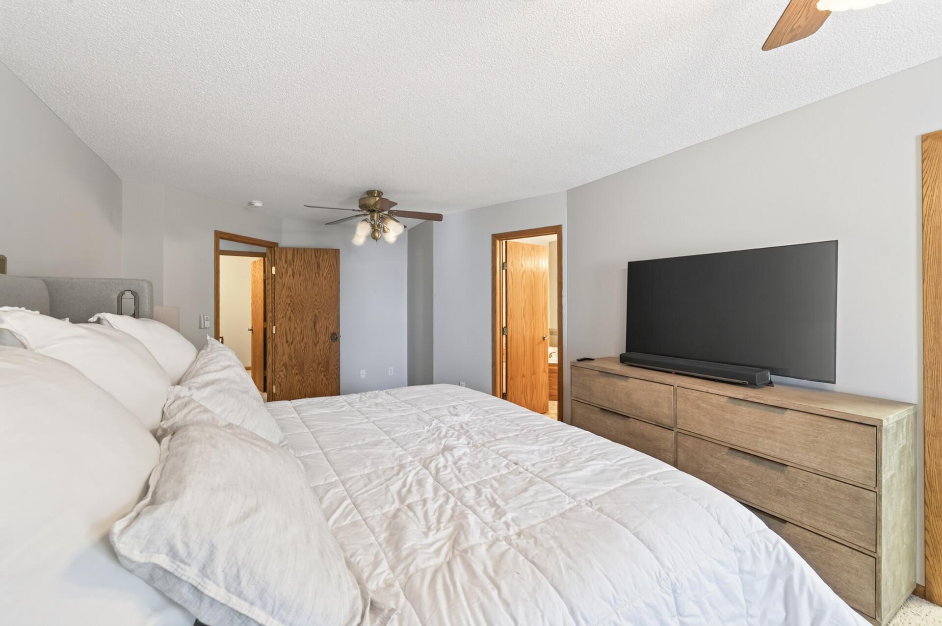 View of Residential at 1055 Shore Drive, Forest Lake MN 55025, Forest Lake (30 of 63) - Mike Wilen | Minnesota Team Real Estate
