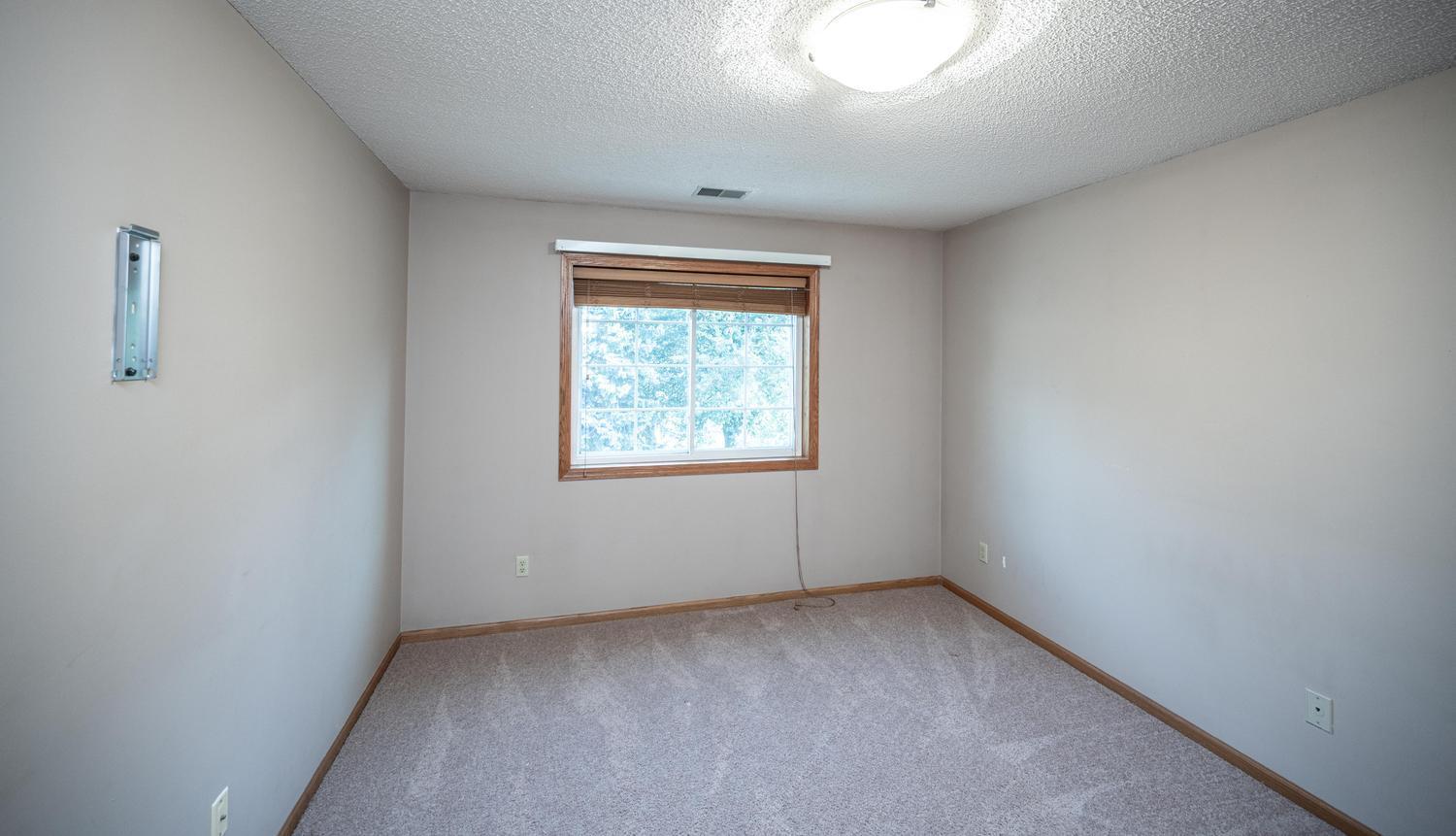 View of Residential at 13826 Granada Way, Apple Valley MN 55124, Apple Valley (14 of 25) - Mike Wilen | Minnesota Team Real Estate