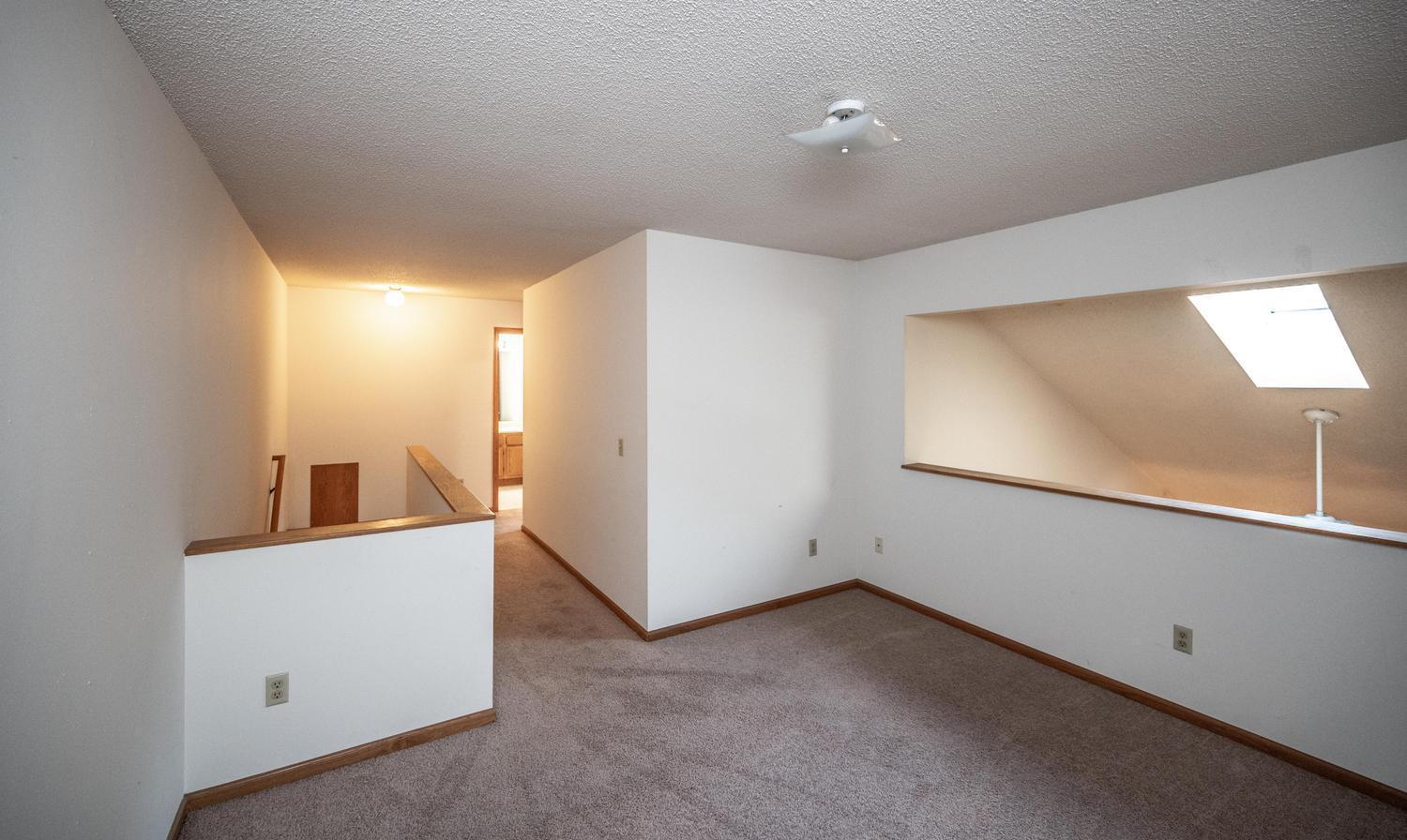 View of Residential at 13826 Granada Way, Apple Valley MN 55124, Apple Valley (12 of 25) - Mike Wilen | Minnesota Team Real Estate
