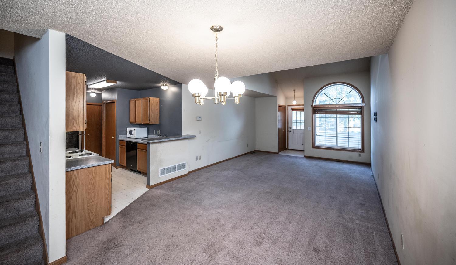 View of Residential at 13826 Granada Way, Apple Valley MN 55124, Apple Valley (7 of 25) - Mike Wilen | Minnesota Team Real Estate