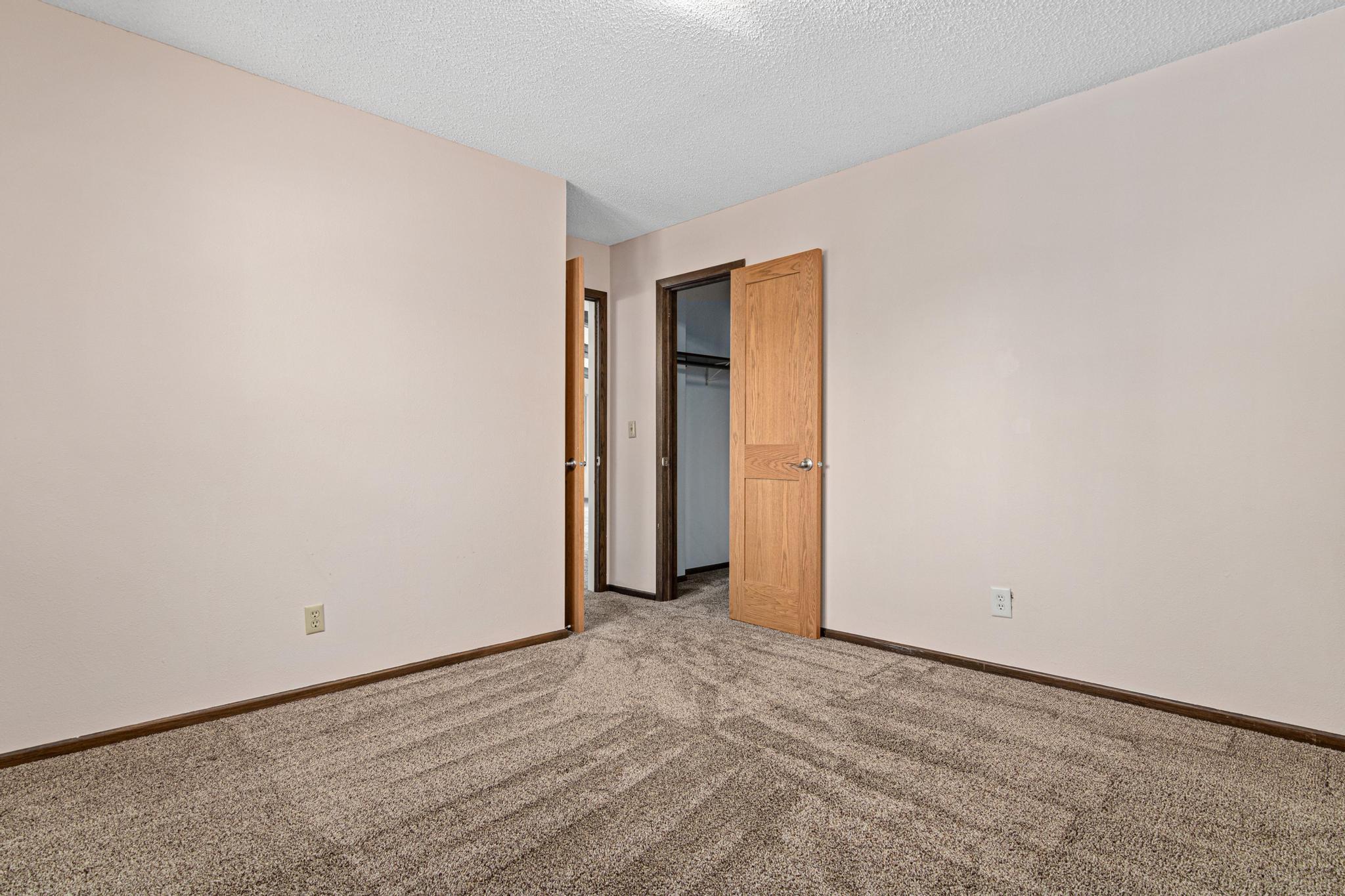 View of Residential at 9339 Cedar Lake Road, Saint Louis Park MN 55426, Saint Louis Park (28 of 55) - Mike Wilen | Minnesota Team Real Estate