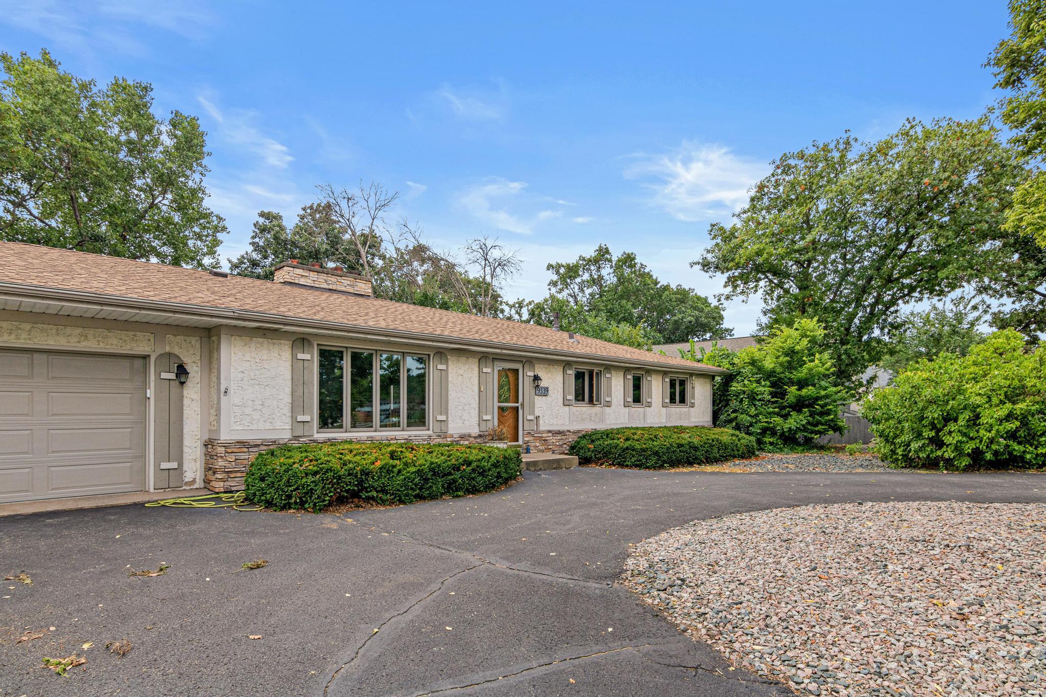 View of Residential at 9339 Cedar Lake Road, Saint Louis Park MN 55426, Saint Louis Park (47 of 55) - Mike Wilen | Minnesota Team Real Estate