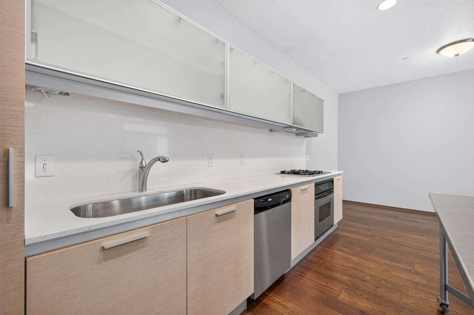 View of Residential at 2818 Aldrich Avenue #103, Minneapolis MN 55408, Minneapolis (35 of 45) - Mike Wilen | Minnesota Team Real Estate