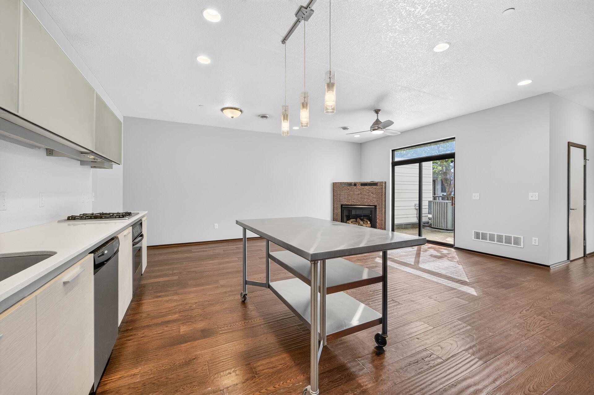 View of Residential at 2818 Aldrich Avenue #103, Minneapolis MN 55408, Minneapolis (34 of 45) - Mike Wilen | Minnesota Team Real Estate