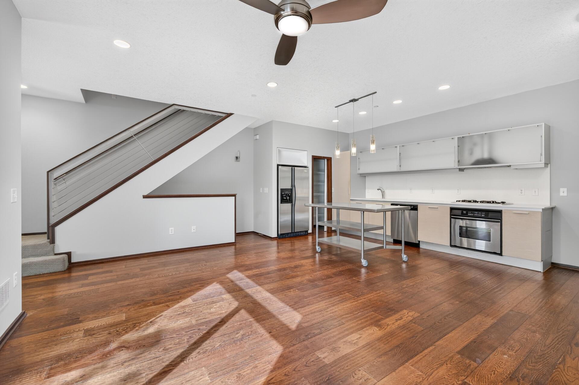View of Residential at 2818 Aldrich Avenue #103, Minneapolis MN 55408, Minneapolis (29 of 45) - Mike Wilen | Minnesota Team Real Estate