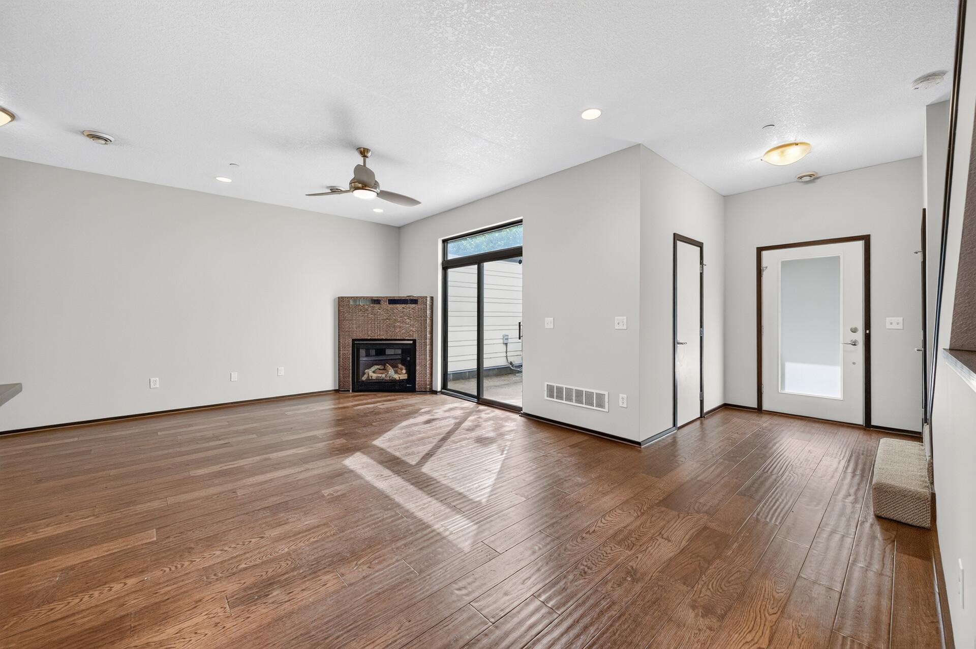 View of Residential at 2818 Aldrich Avenue #103, Minneapolis MN 55408, Minneapolis (27 of 45) - Mike Wilen | Minnesota Team Real Estate