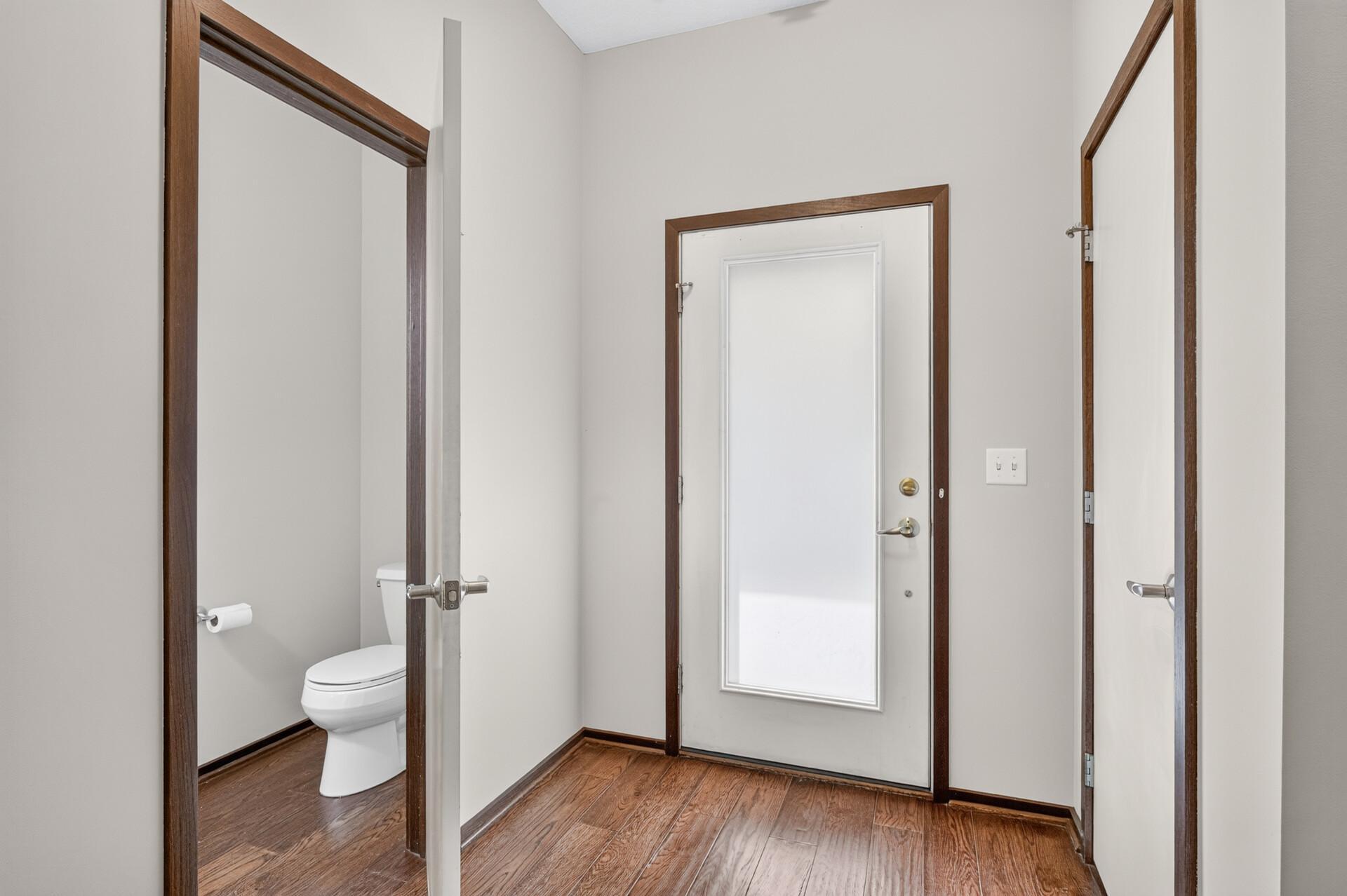 View of Residential at 2818 Aldrich Avenue #103, Minneapolis MN 55408, Minneapolis (8 of 45) - Mike Wilen | Minnesota Team Real Estate