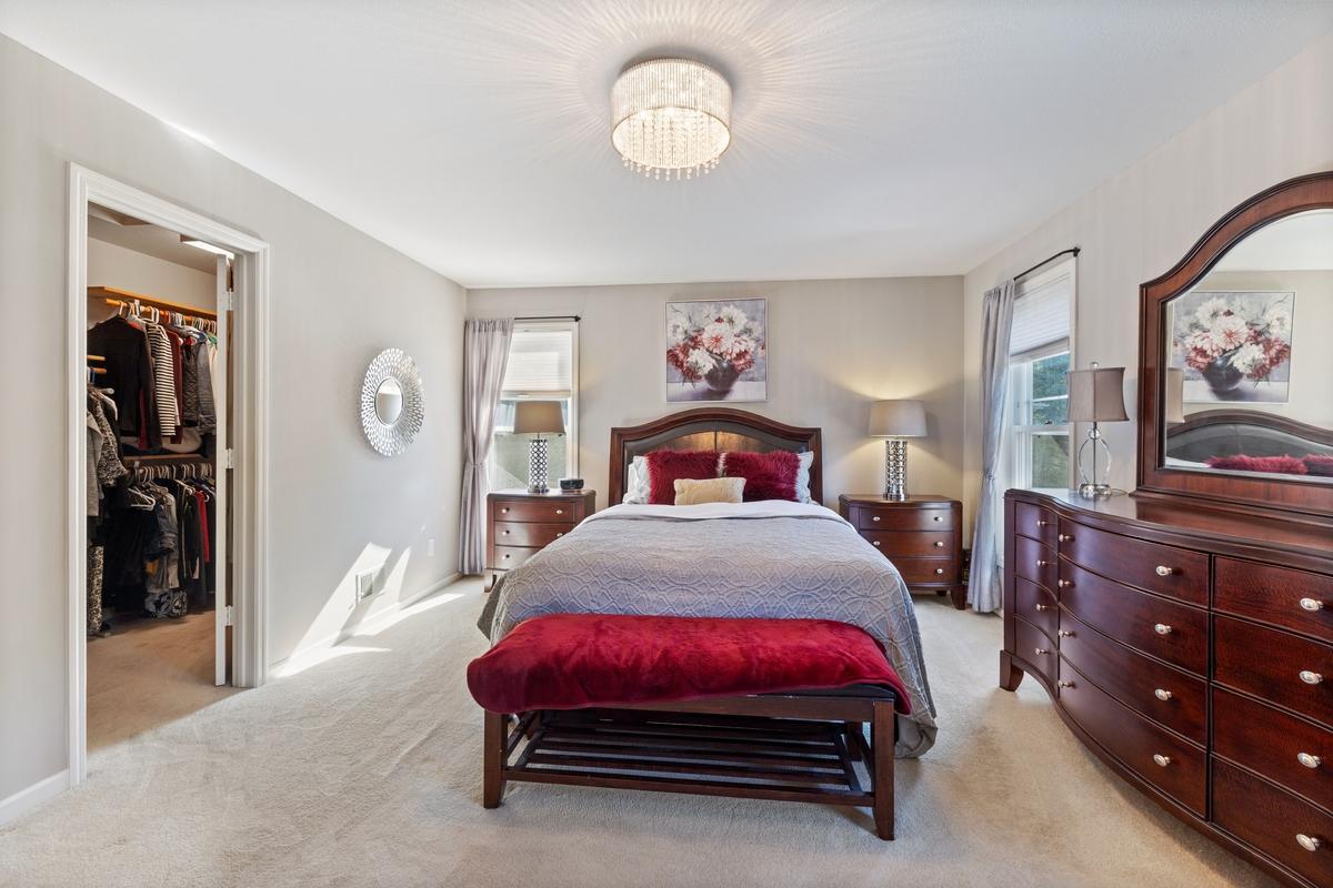 View of Residential at 4086 Deerwood Trail, Eagan MN 55122, Eagan (24 of 41) - Mike Wilen | Minnesota Team Real Estate