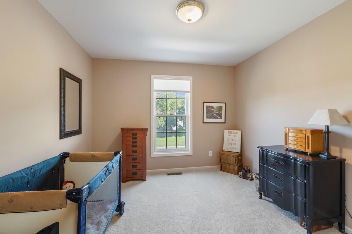 View of Residential at 4086 Deerwood Trail, Eagan MN 55122, Eagan (37 of 41) - Mike Wilen | Minnesota Team Real Estate