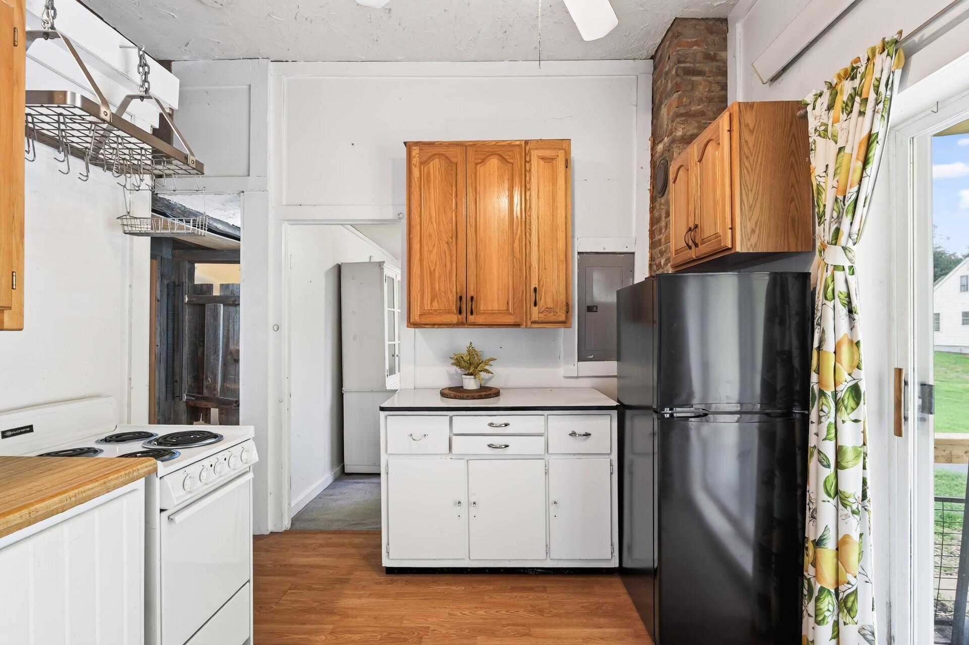 View of Residential at 215 Franklin Avenue, Delano MN 55328, Delano (13 of 29) - Mike Wilen | Minnesota Team Real Estate