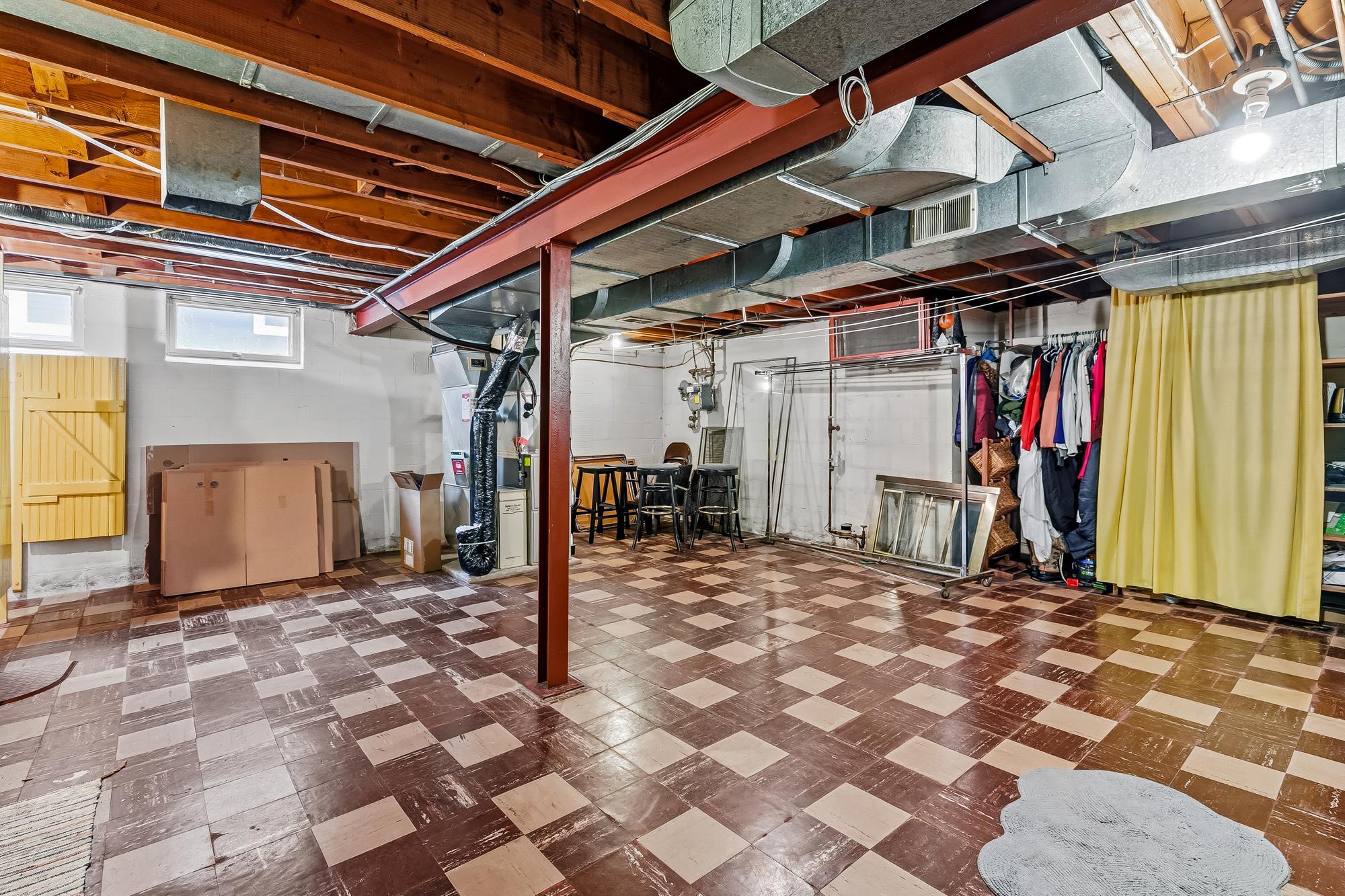 View of Residential at 2510 Vincent Avenue, Minneapolis MN 55411, Minneapolis (34 of 43) - Mike Wilen | Minnesota Team Real Estate