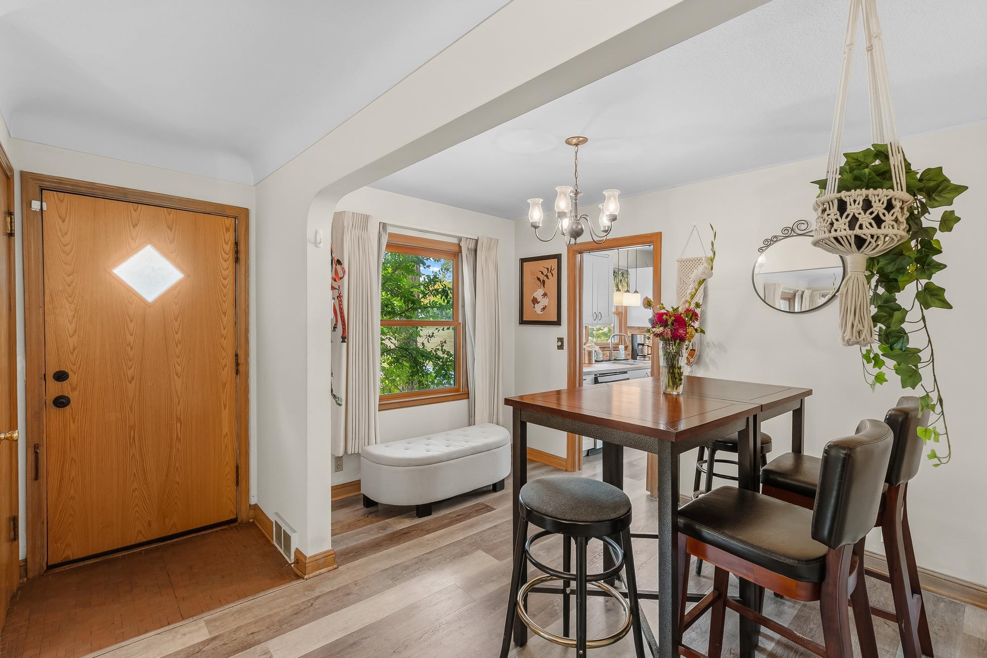 View of Residential at 2510 Vincent Avenue, Minneapolis MN 55411, Minneapolis (17 of 43) - Mike Wilen | Minnesota Team Real Estate