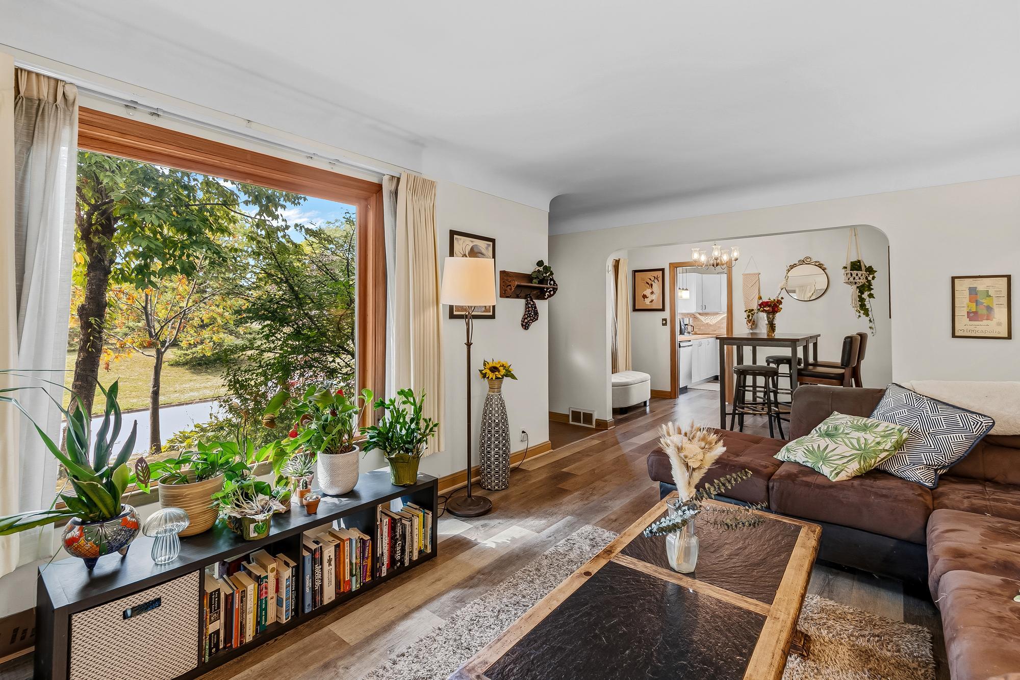 View of Residential at 2510 Vincent Avenue, Minneapolis MN 55411, Minneapolis (14 of 43) - Mike Wilen | Minnesota Team Real Estate