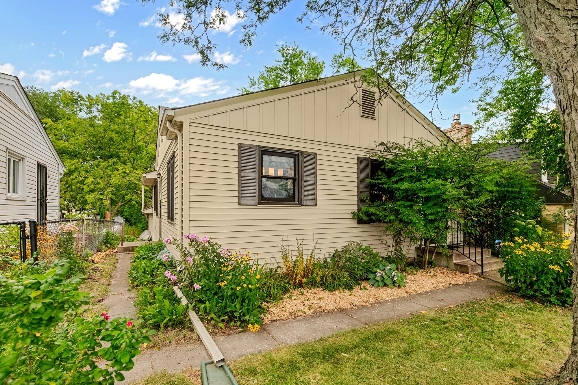View of Residential at 2510 Vincent Avenue, Minneapolis MN 55411, Minneapolis (5 of 43) - Mike Wilen | Minnesota Team Real Estate