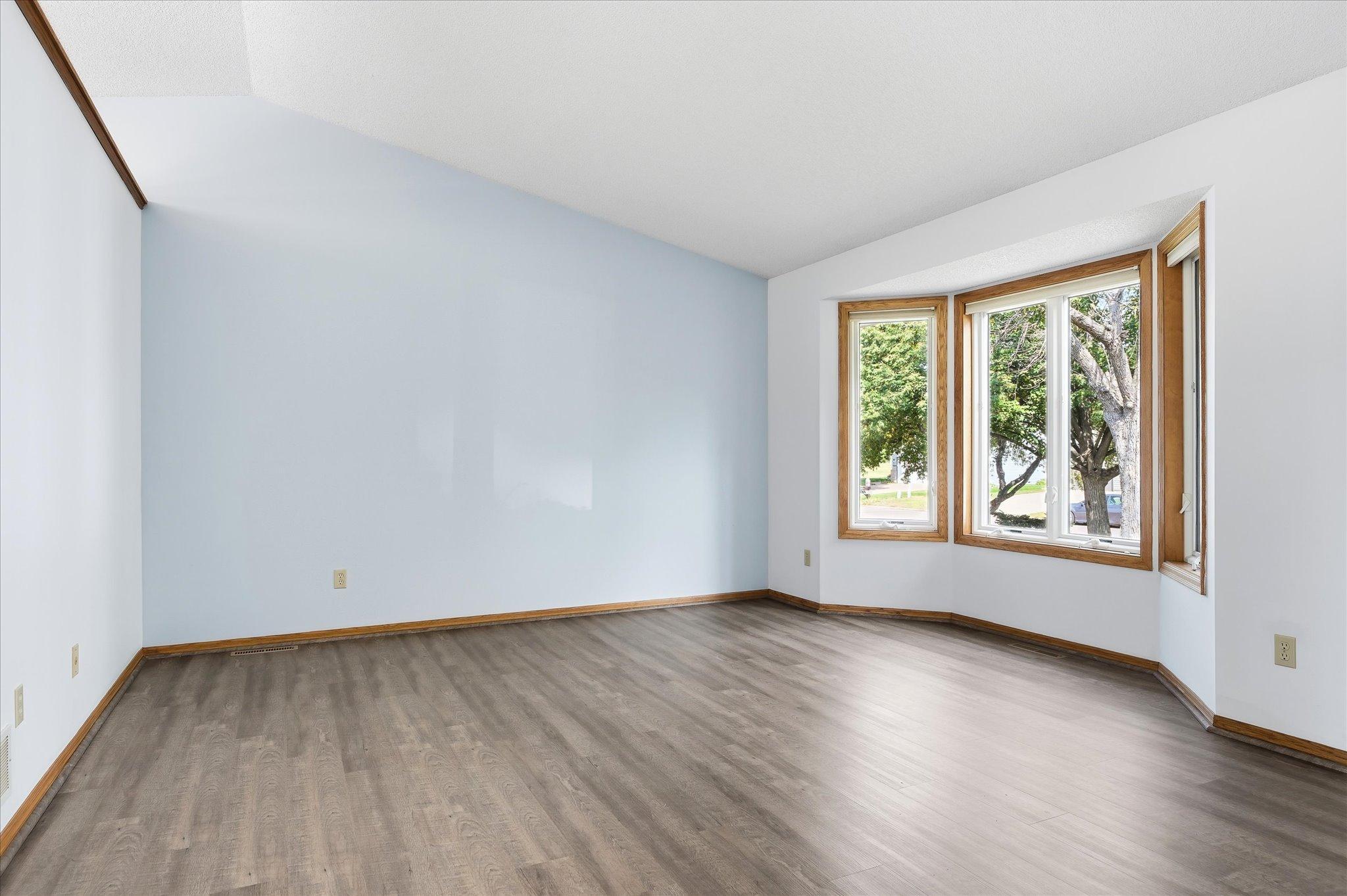 View of Residential at 9225 Queens Gardens, Brooklyn Park MN 55443, Brooklyn Park (8 of 53) - Mike Wilen | Minnesota Team Real Estate