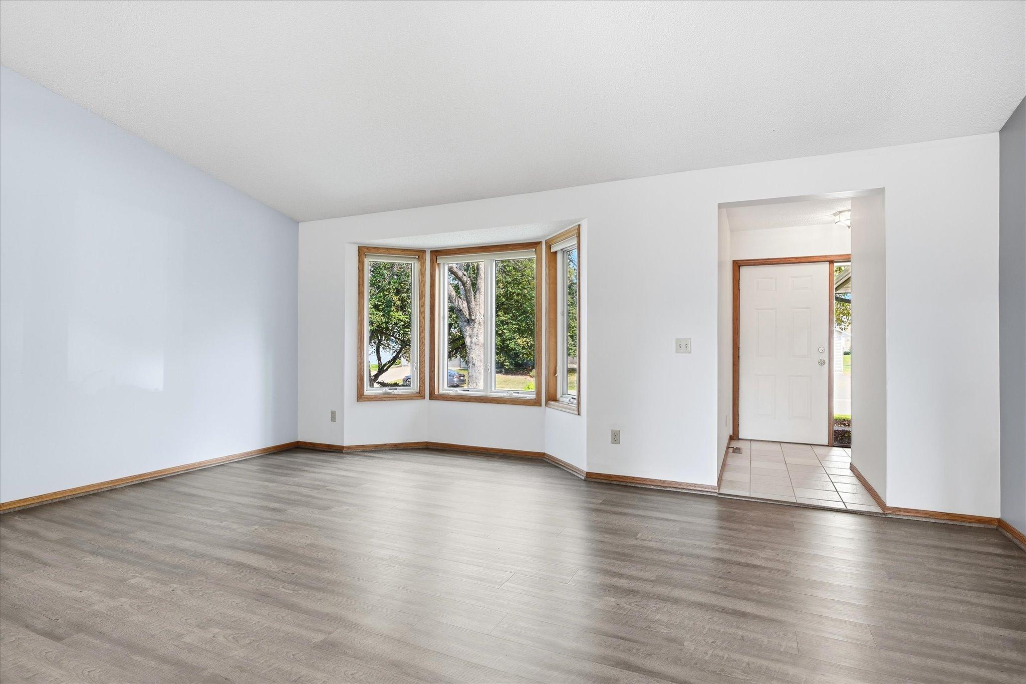 View of Residential at 9225 Queens Gardens, Brooklyn Park MN 55443, Brooklyn Park (7 of 53) - Mike Wilen | Minnesota Team Real Estate