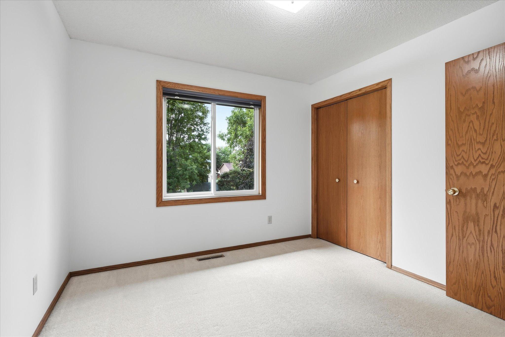 View of Residential at 9225 Queens Gardens, Brooklyn Park MN 55443, Brooklyn Park (29 of 53) - Mike Wilen | Minnesota Team Real Estate