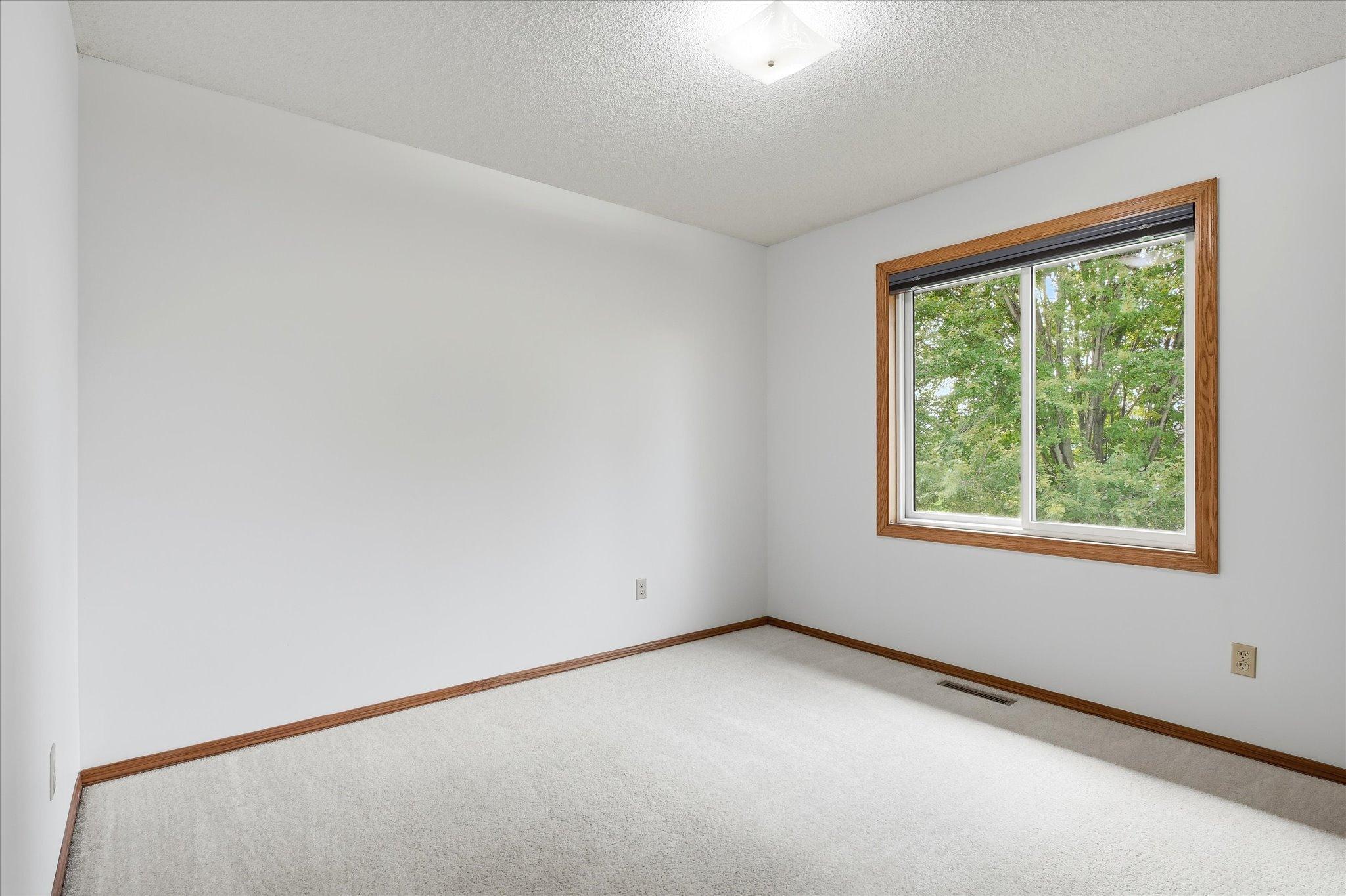 View of Residential at 9225 Queens Gardens, Brooklyn Park MN 55443, Brooklyn Park (28 of 53) - Mike Wilen | Minnesota Team Real Estate