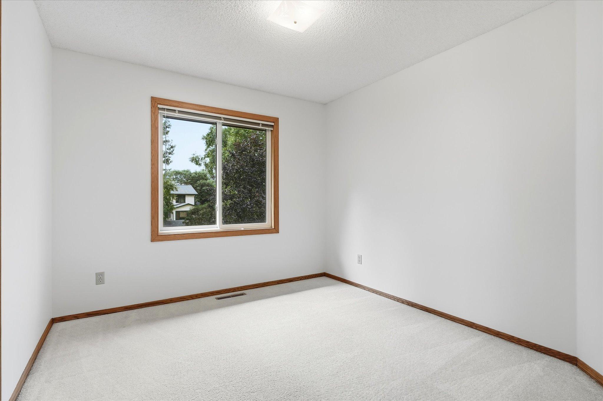 View of Residential at 9225 Queens Gardens, Brooklyn Park MN 55443, Brooklyn Park (26 of 53) - Mike Wilen | Minnesota Team Real Estate