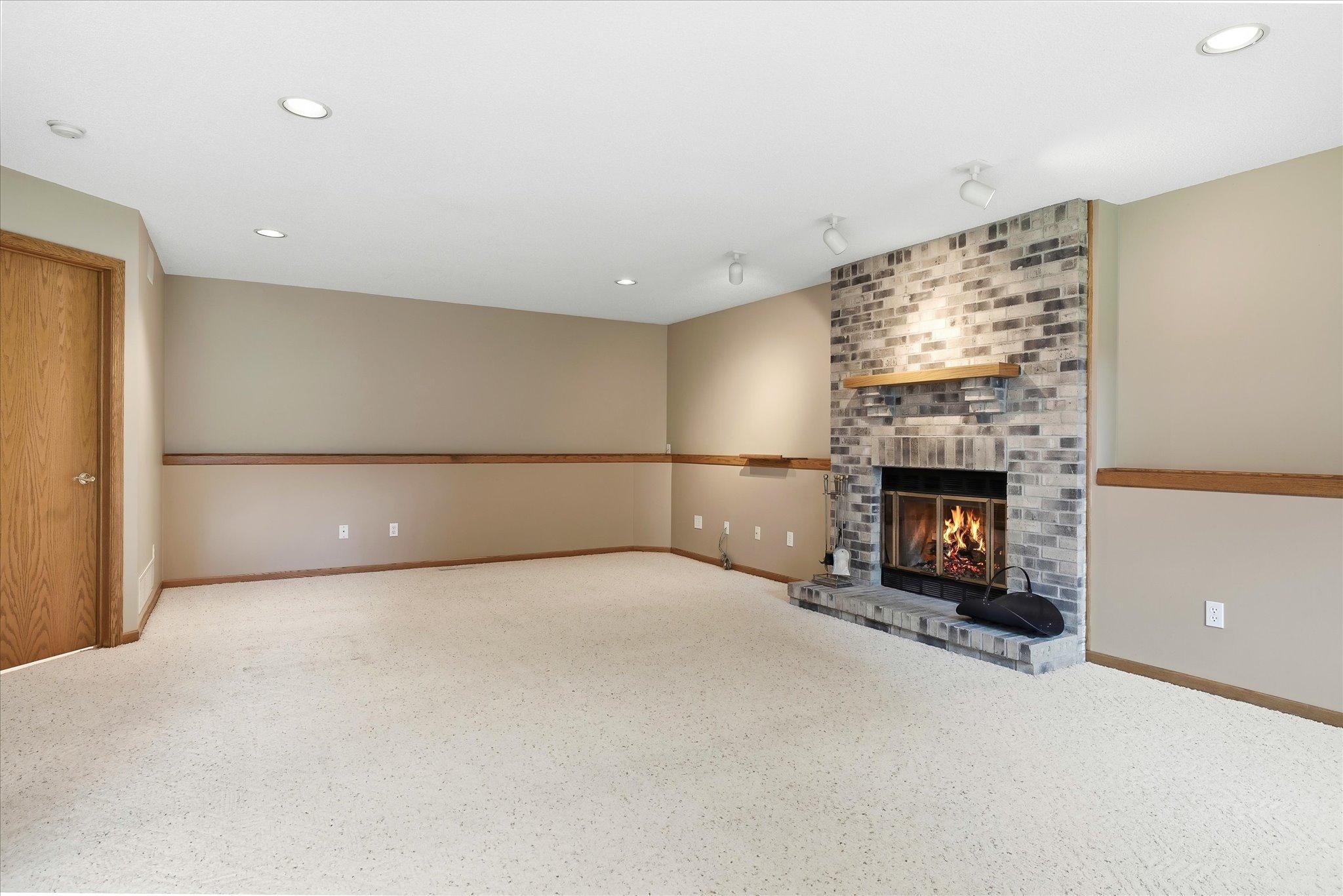 View of Residential at 9225 Queens Gardens, Brooklyn Park MN 55443, Brooklyn Park (32 of 53) - Mike Wilen | Minnesota Team Real Estate