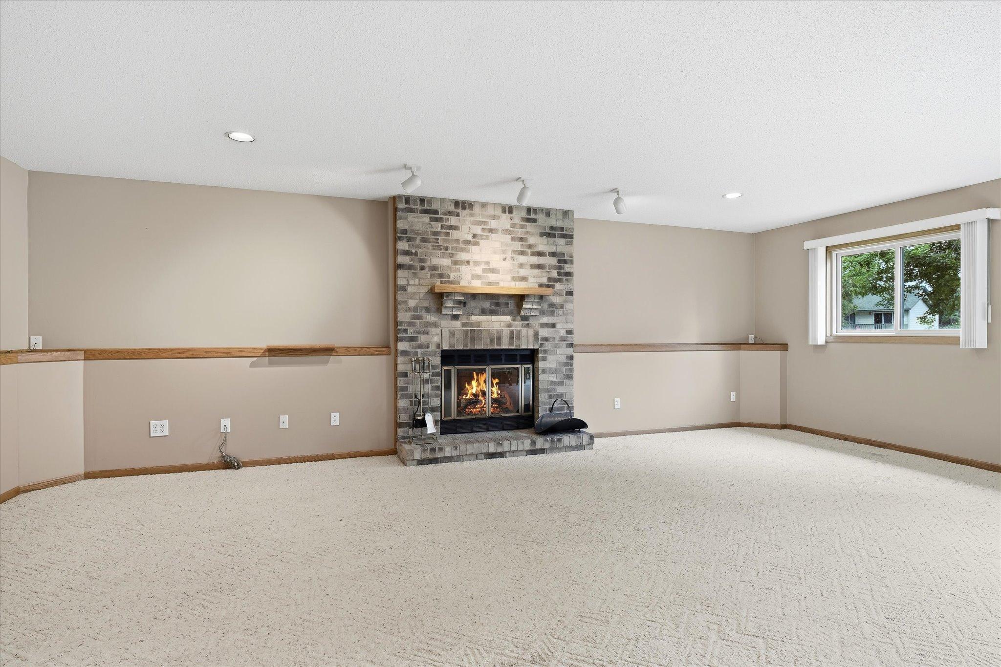 View of Residential at 9225 Queens Gardens, Brooklyn Park MN 55443, Brooklyn Park (31 of 53) - Mike Wilen | Minnesota Team Real Estate