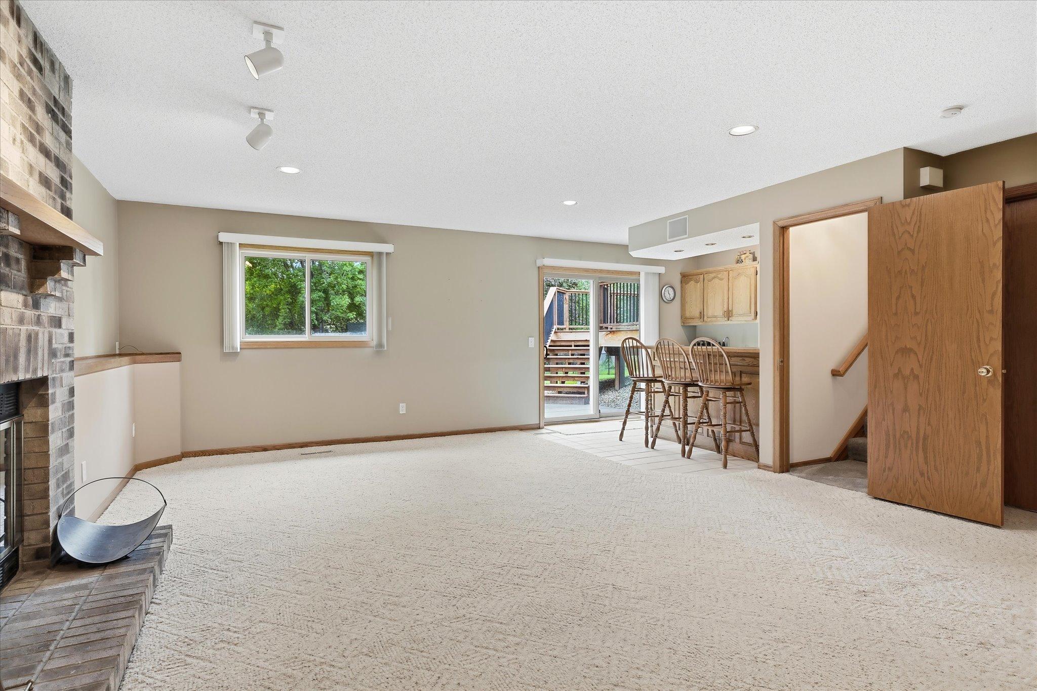 View of Residential at 9225 Queens Gardens, Brooklyn Park MN 55443, Brooklyn Park (30 of 53) - Mike Wilen | Minnesota Team Real Estate
