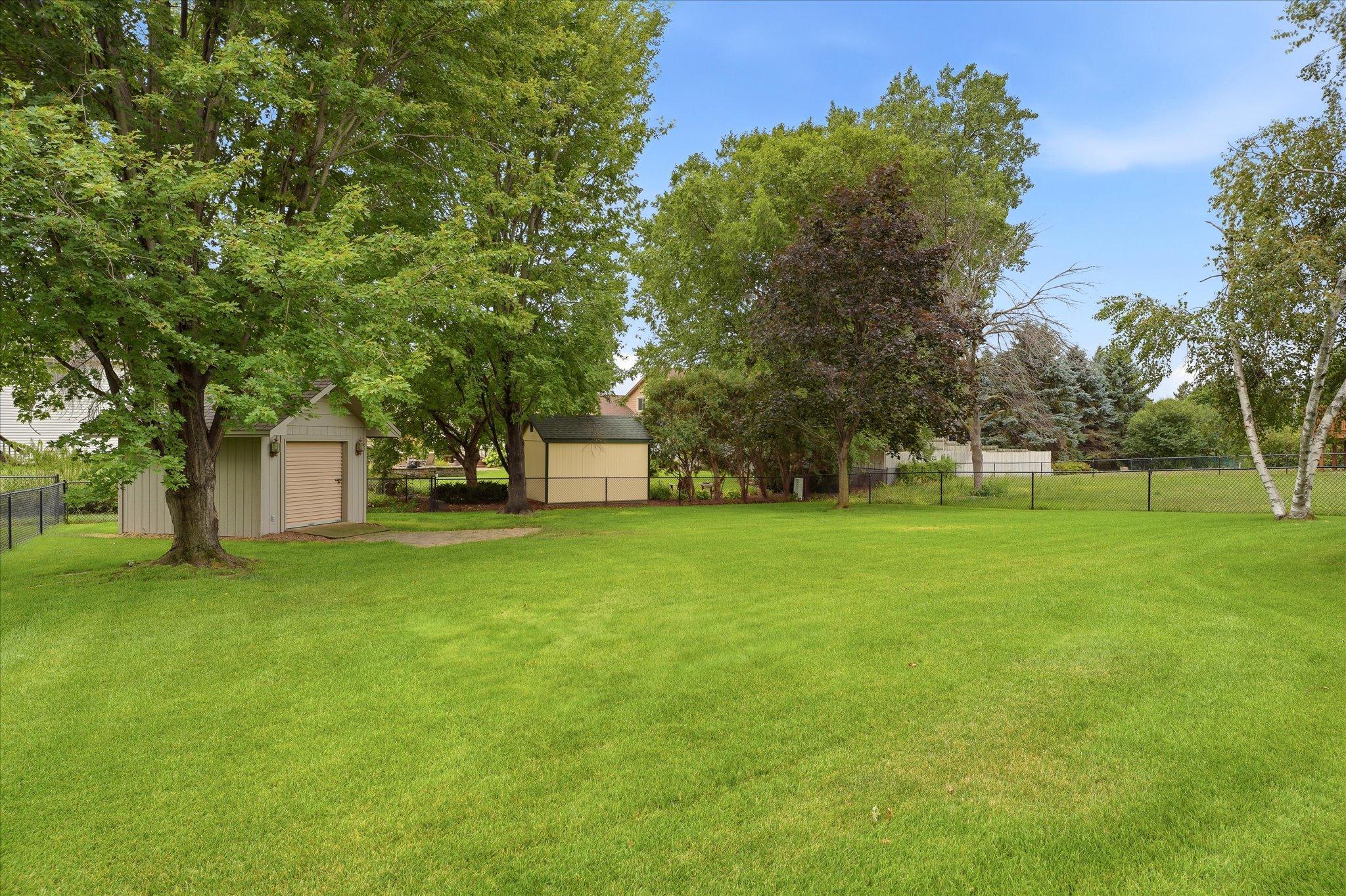 View of Residential at 9225 Queens Gardens, Brooklyn Park MN 55443, Brooklyn Park (49 of 53) - Mike Wilen | Minnesota Team Real Estate