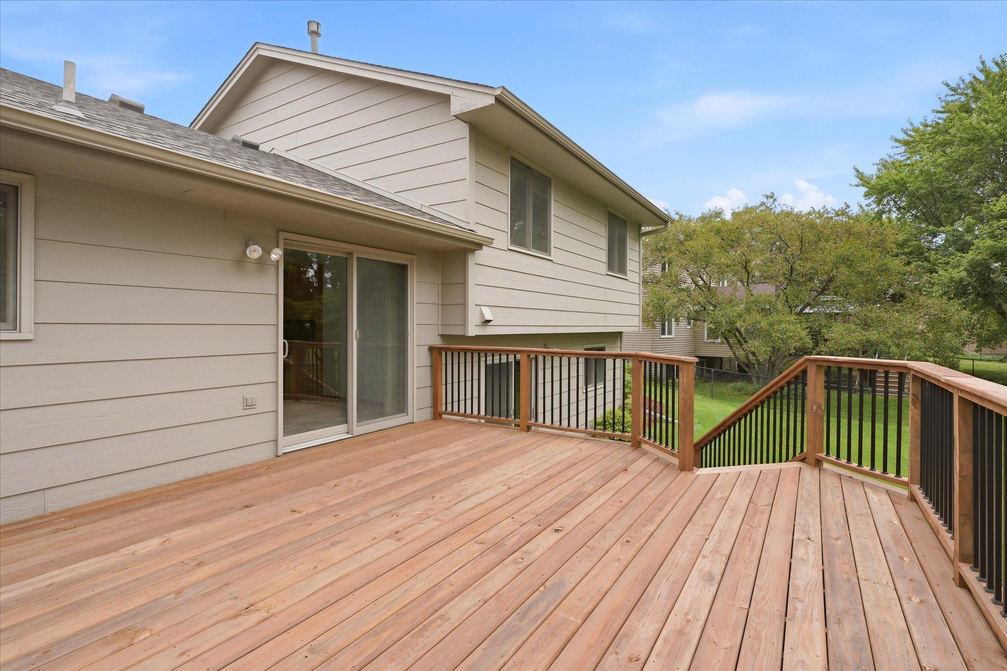 View of Residential at 9225 Queens Gardens, Brooklyn Park MN 55443, Brooklyn Park (48 of 53) - Mike Wilen | Minnesota Team Real Estate