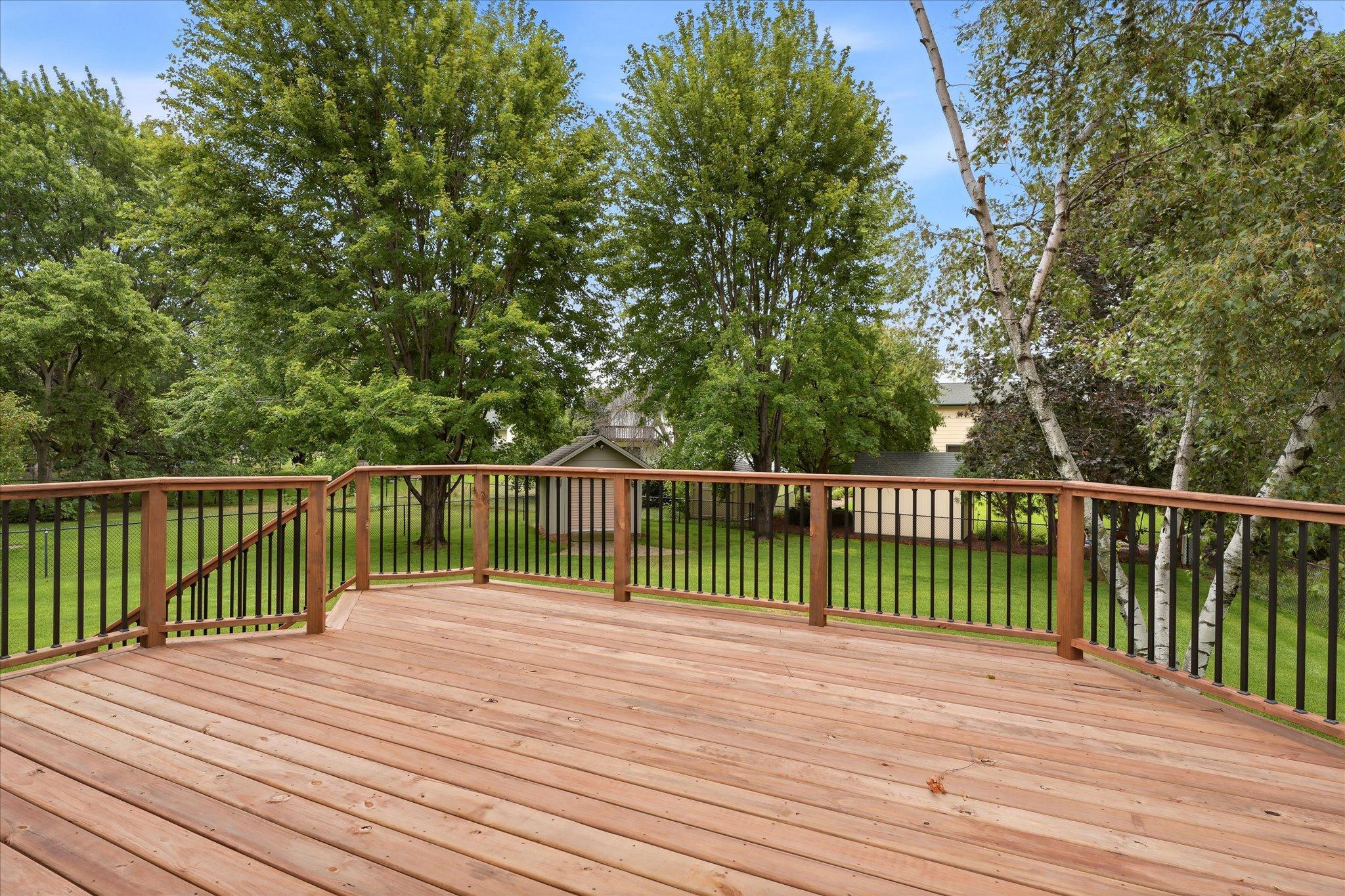 View of Residential at 9225 Queens Gardens, Brooklyn Park MN 55443, Brooklyn Park (47 of 53) - Mike Wilen | Minnesota Team Real Estate