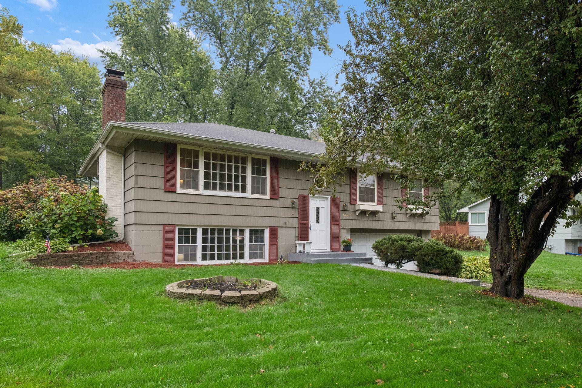 View of Residential at 5603 Woodland Road, Minnetonka MN 55345, Minnetonka (8 of 37) - Mike Wilen | Minnesota Team Real Estate
