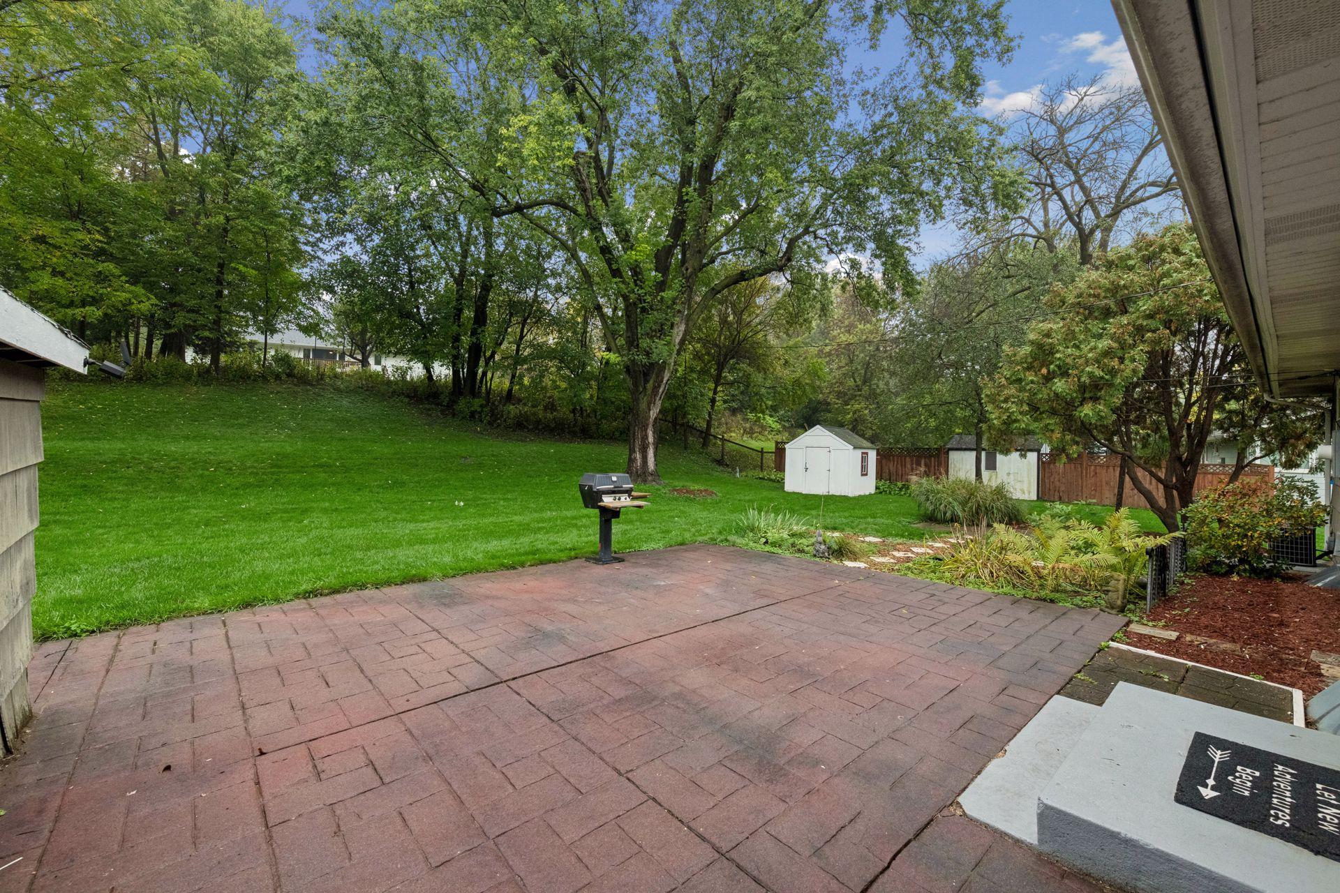 View of Residential at 5603 Woodland Road, Minnetonka MN 55345, Minnetonka (28 of 37) - Mike Wilen | Minnesota Team Real Estate