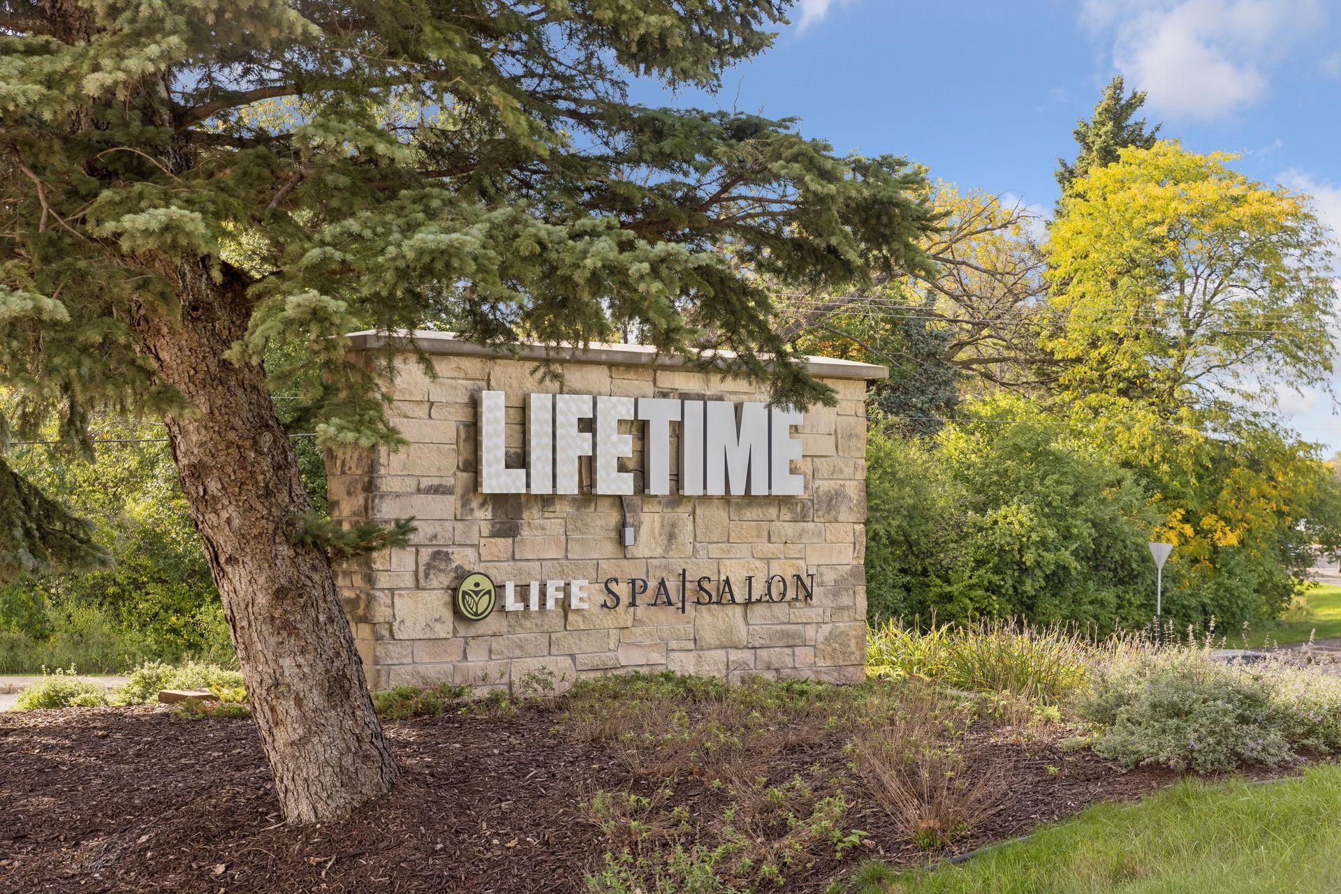 View of Residential at 5603 Woodland Road, Minnetonka MN 55345, Minnetonka (38 of 39) - Mike Wilen | Minnesota Team Real Estate