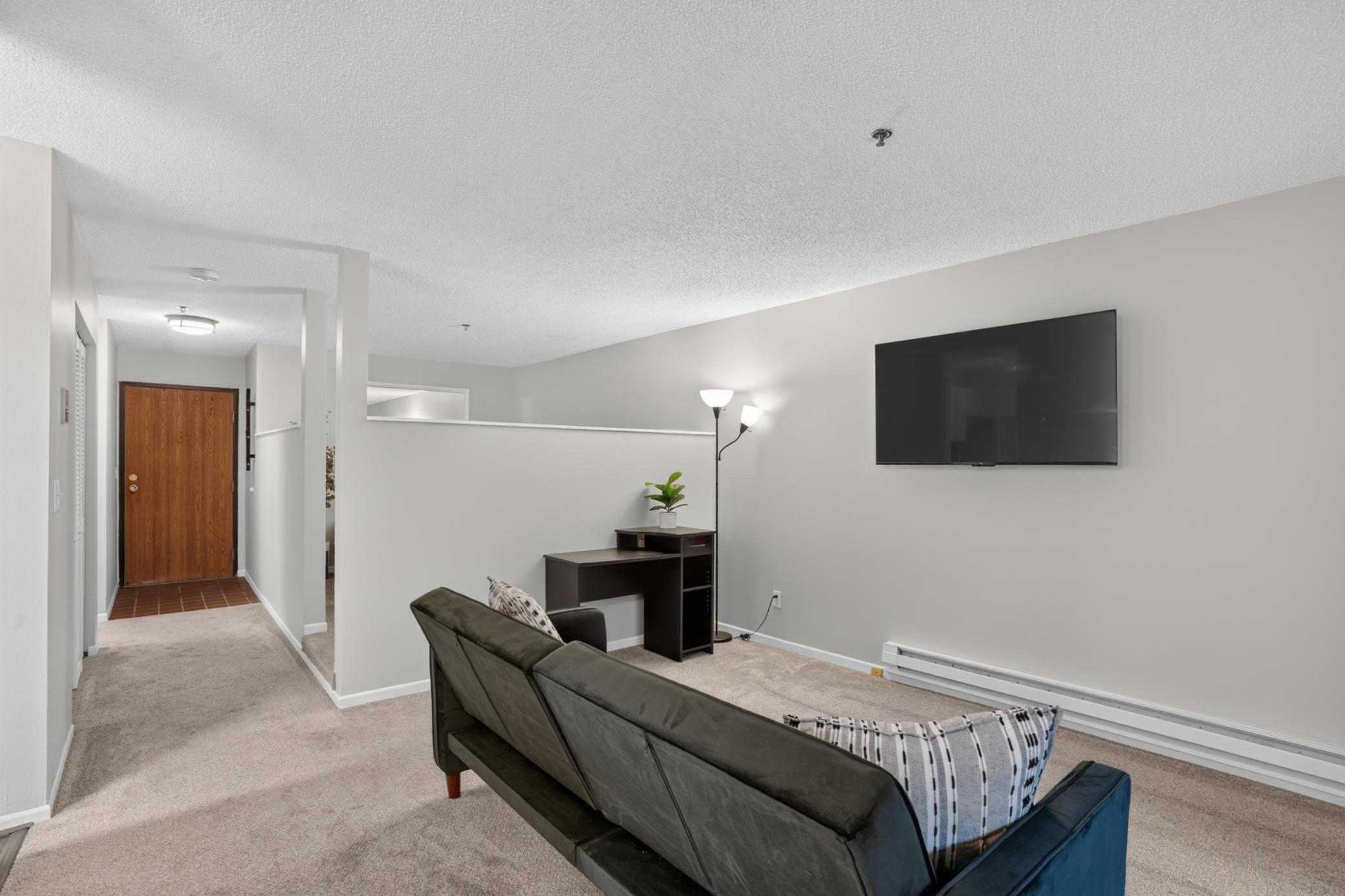 View of Residential at 2170 Ridge Drive #14, Saint Louis Park MN 55416, Saint Louis Park (7 of 22) - Mike Wilen | Minnesota Team Real Estate