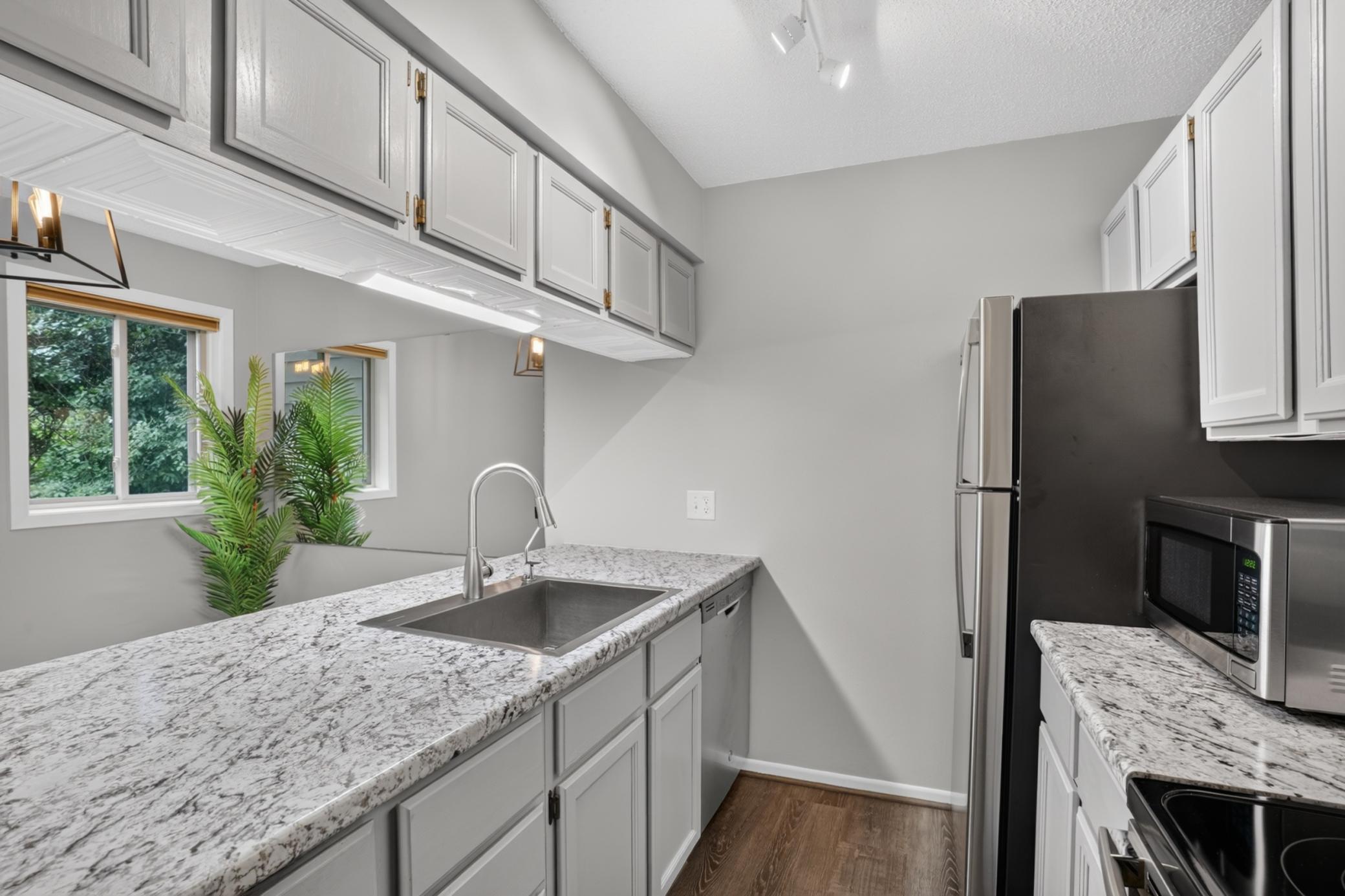 View of Residential at 2170 Ridge Drive #14, Saint Louis Park MN 55416, Saint Louis Park (5 of 22) - Mike Wilen | Minnesota Team Real Estate