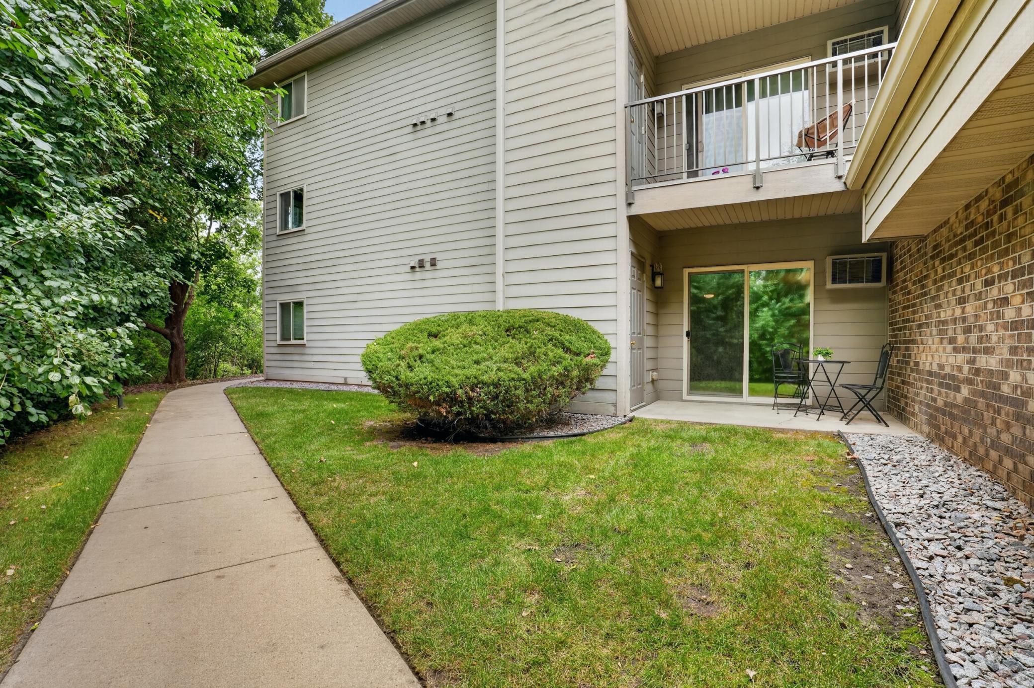 View of Residential at 2170 Ridge Drive #14, Saint Louis Park MN 55416, Saint Louis Park (16 of 22) - Mike Wilen | Minnesota Team Real Estate